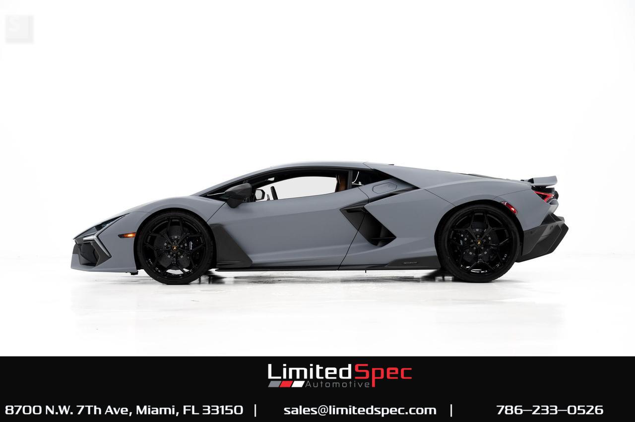 2024 Lamborghini Revuelto, 2/19