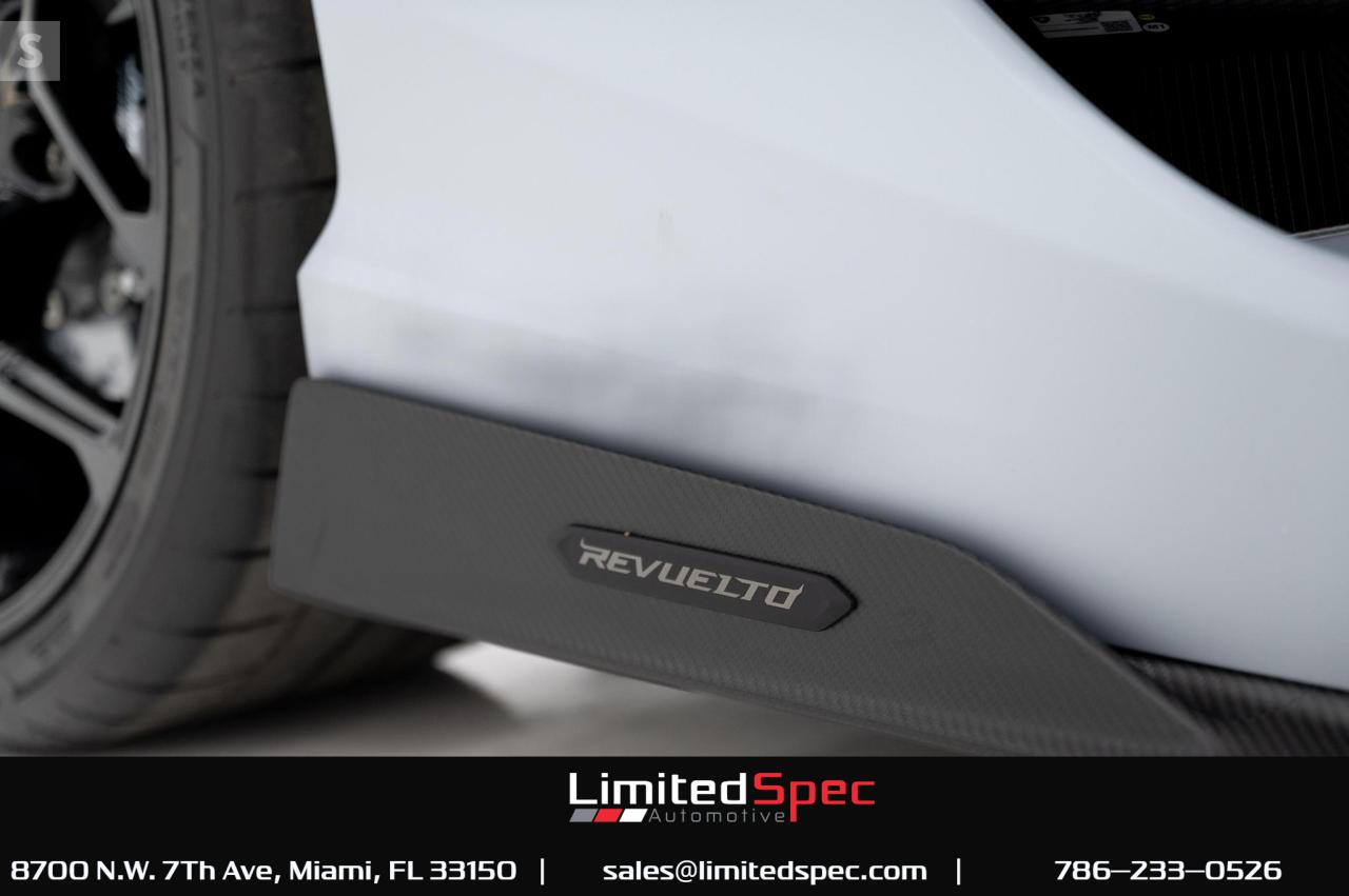 2024 Lamborghini Revuelto, 11/19