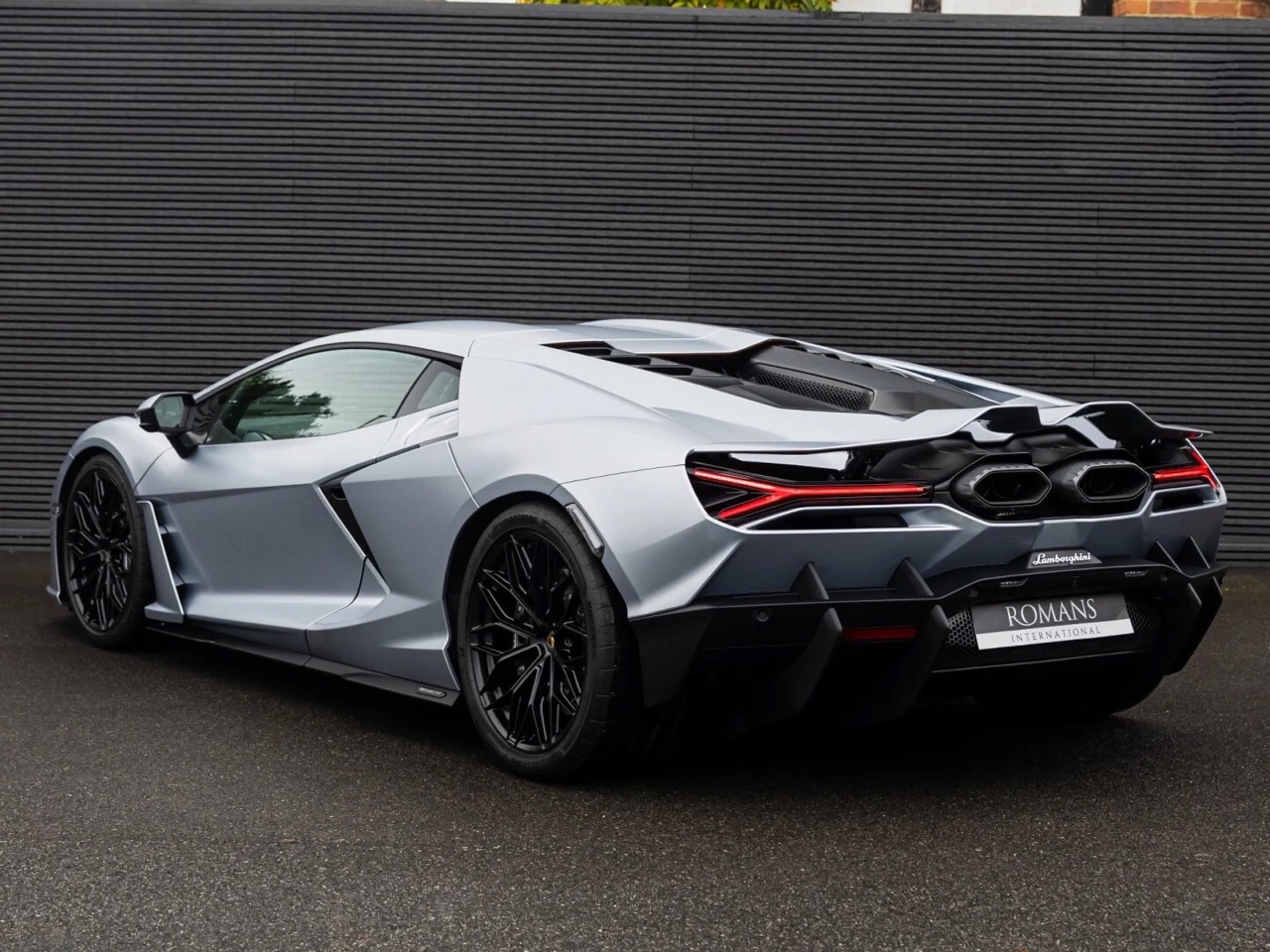 2024 LAMBORGHINI REVUELTO, 16/20