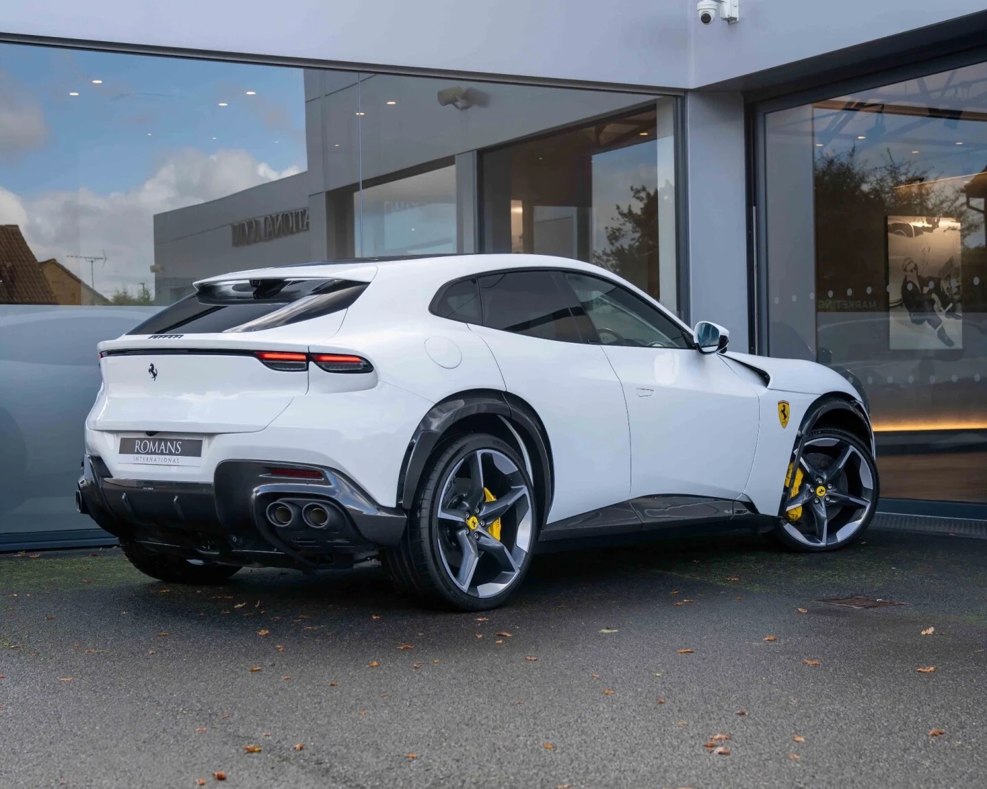 2024 Ferrari Purosangue, 2/20