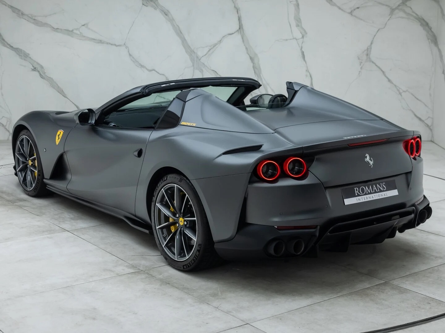 2023 Ferrari 812 GTS, 9/19