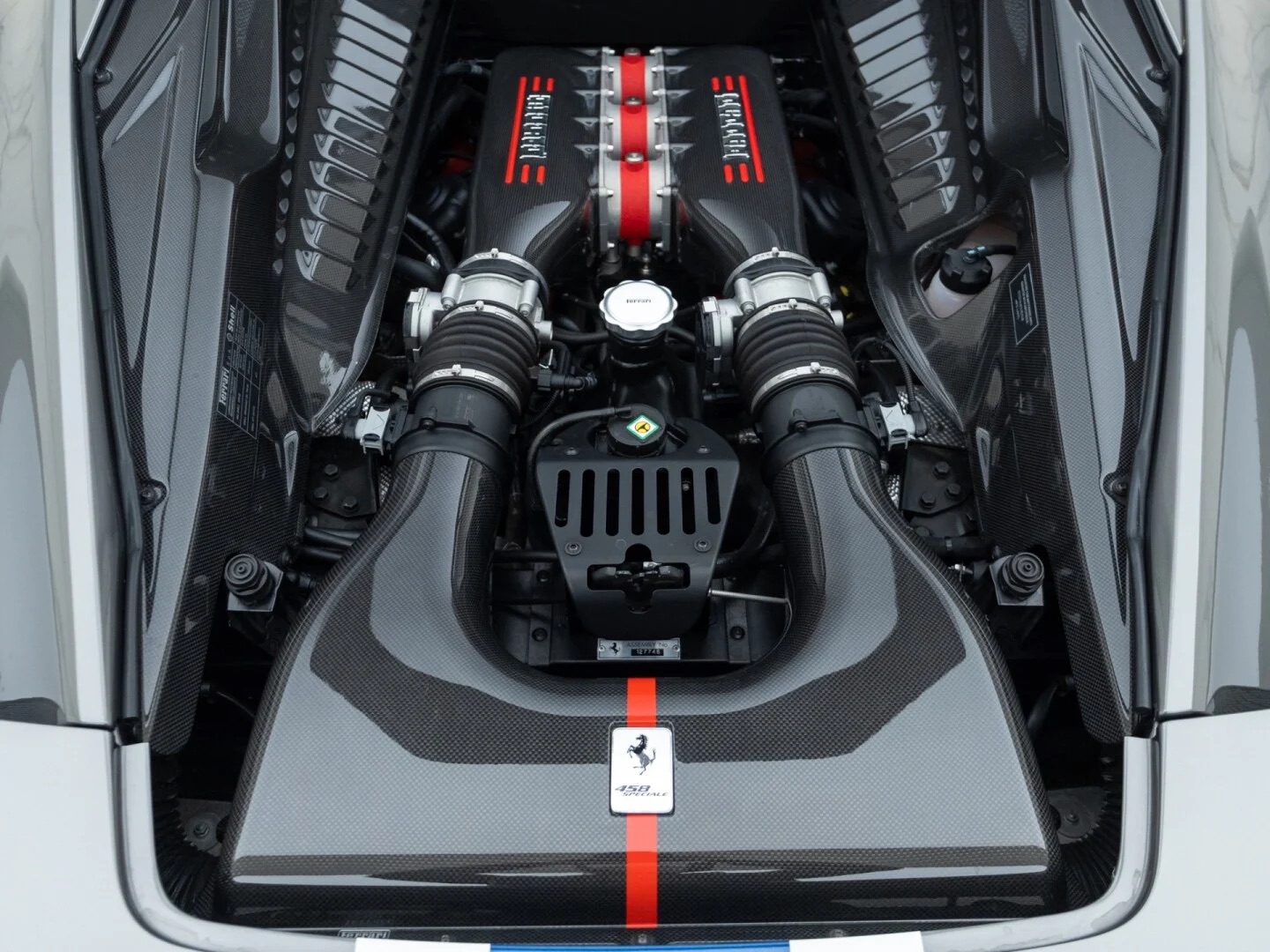 2015 Ferrari 458 Speciale, 10/16