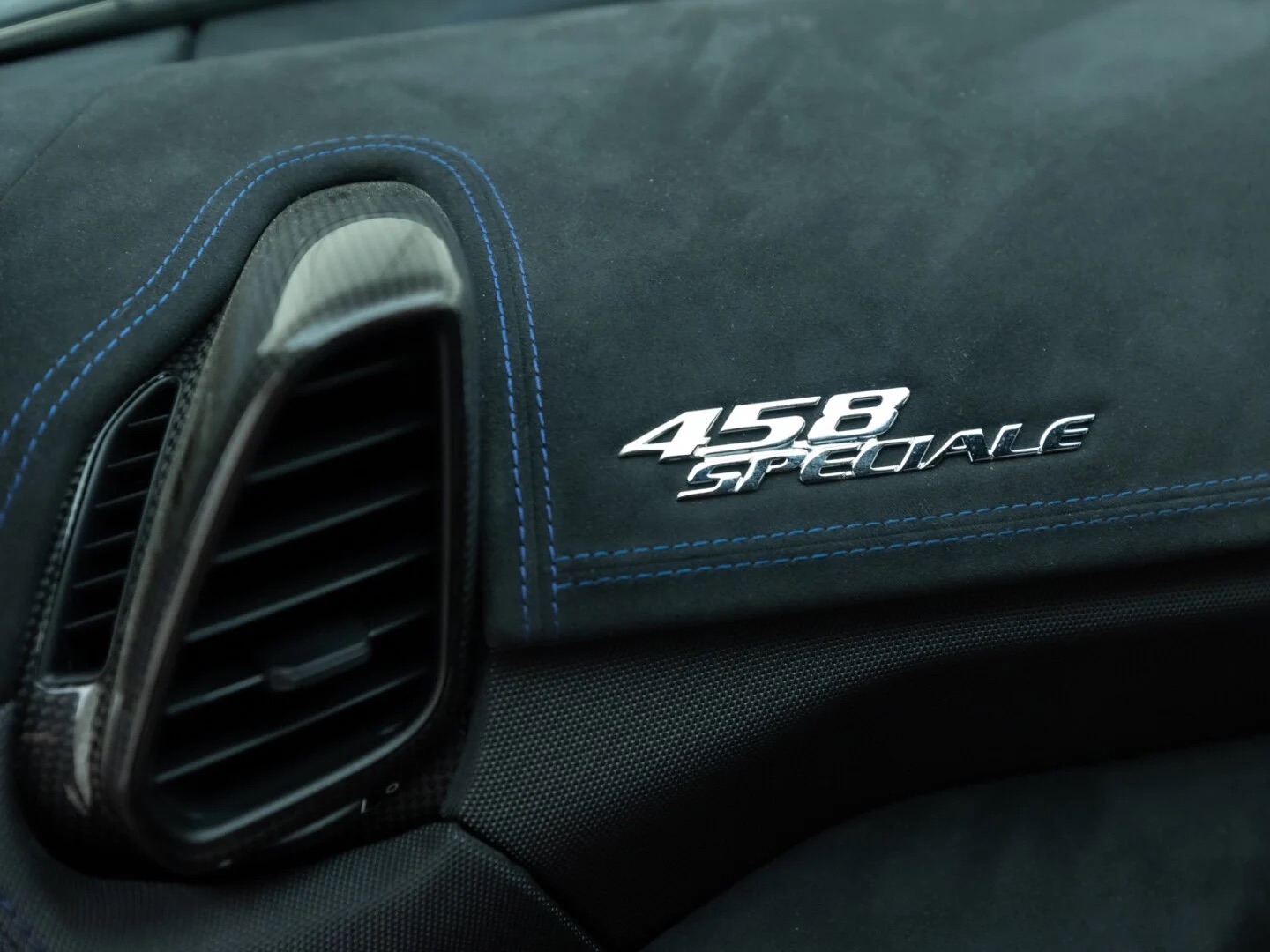 2015 Ferrari 458 Speciale, 14/16