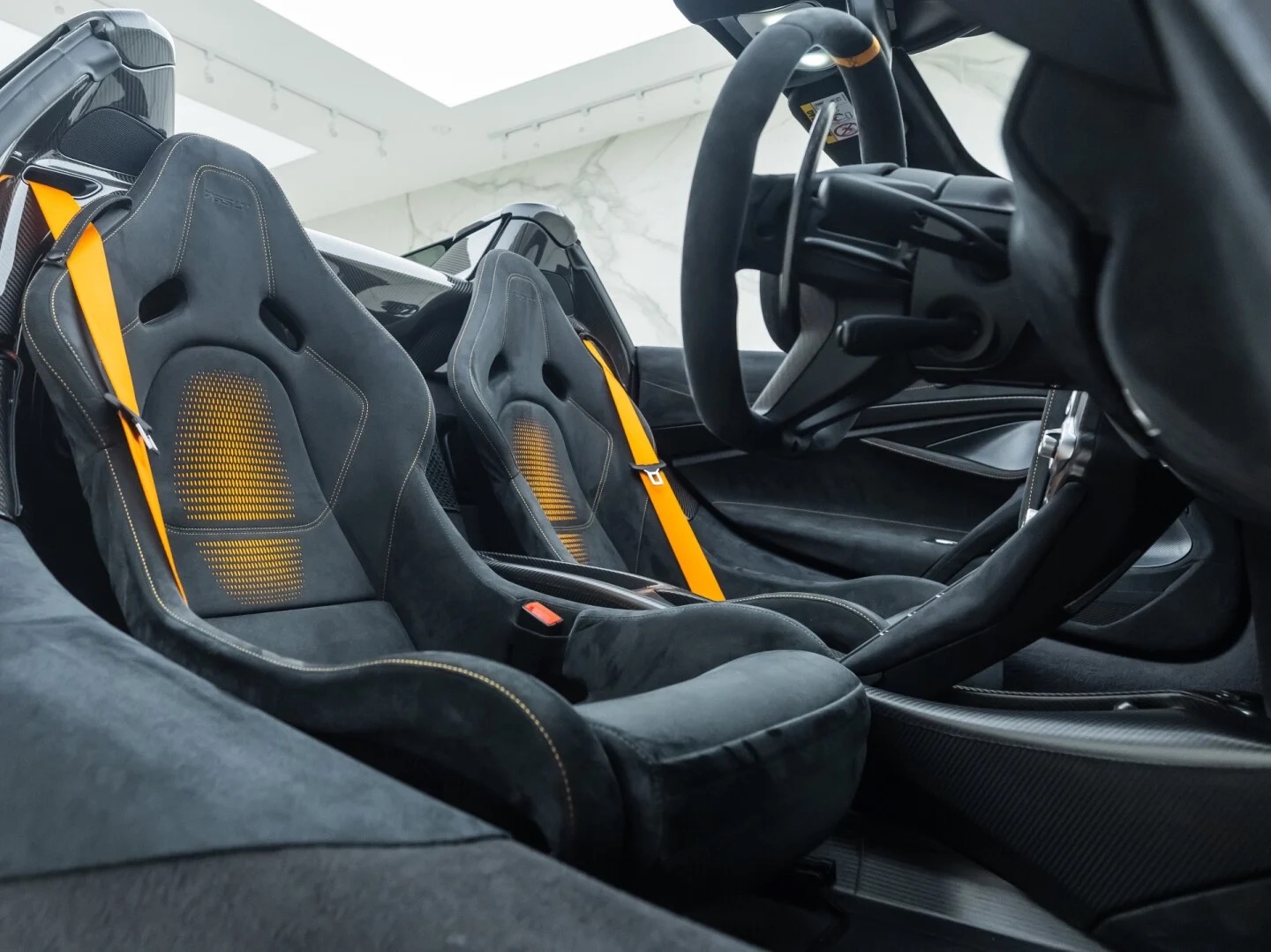 2022 McLaren 765LT Spider, 8/20