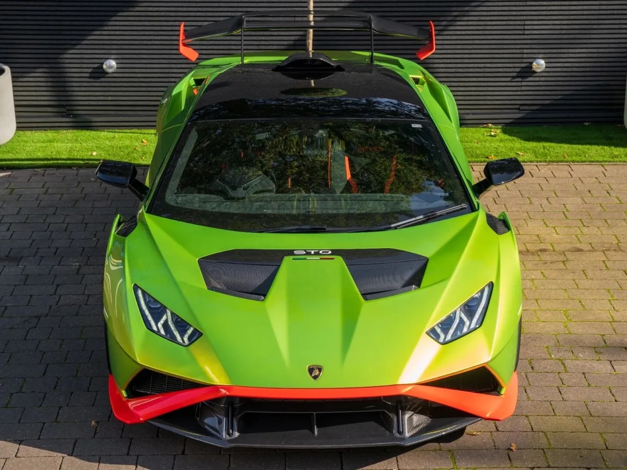 2023 Lamborghini Huracan STO for sale, exterior, Ad Personam Verde Citrea