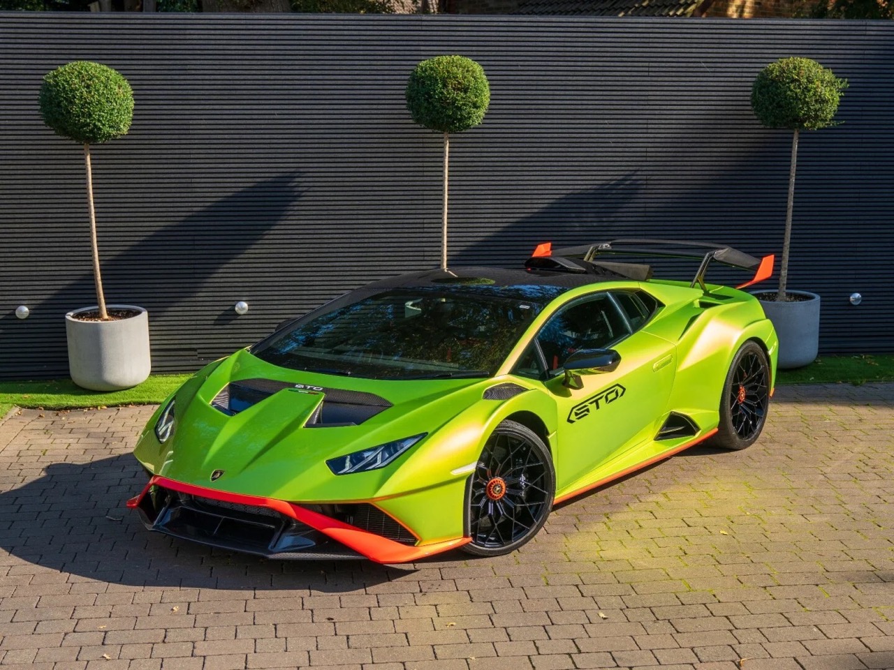2023 Lamborghini Huracan STO, 19/20