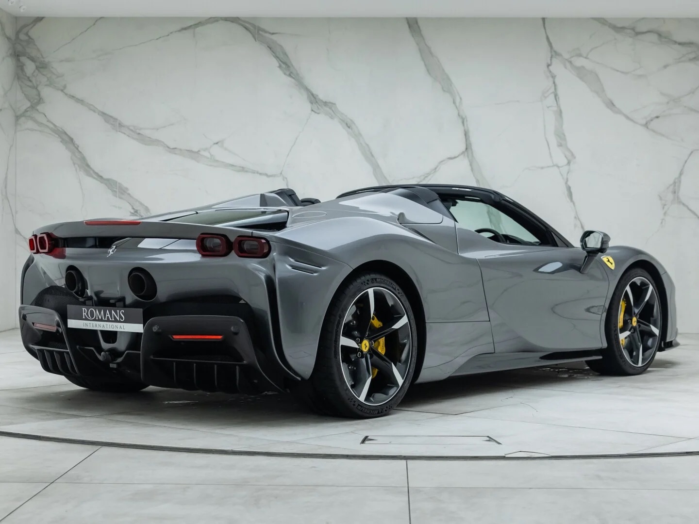 2023 Ferrari SF90 Spider, 4/19
