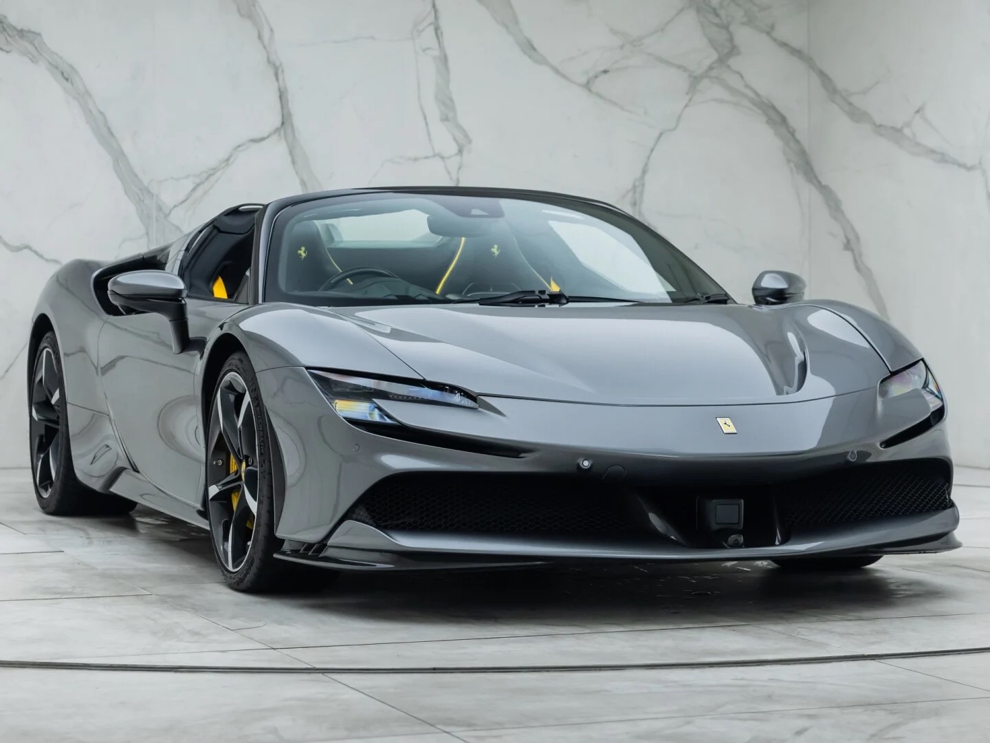 2023 Ferrari SF90 Spider, 13/19