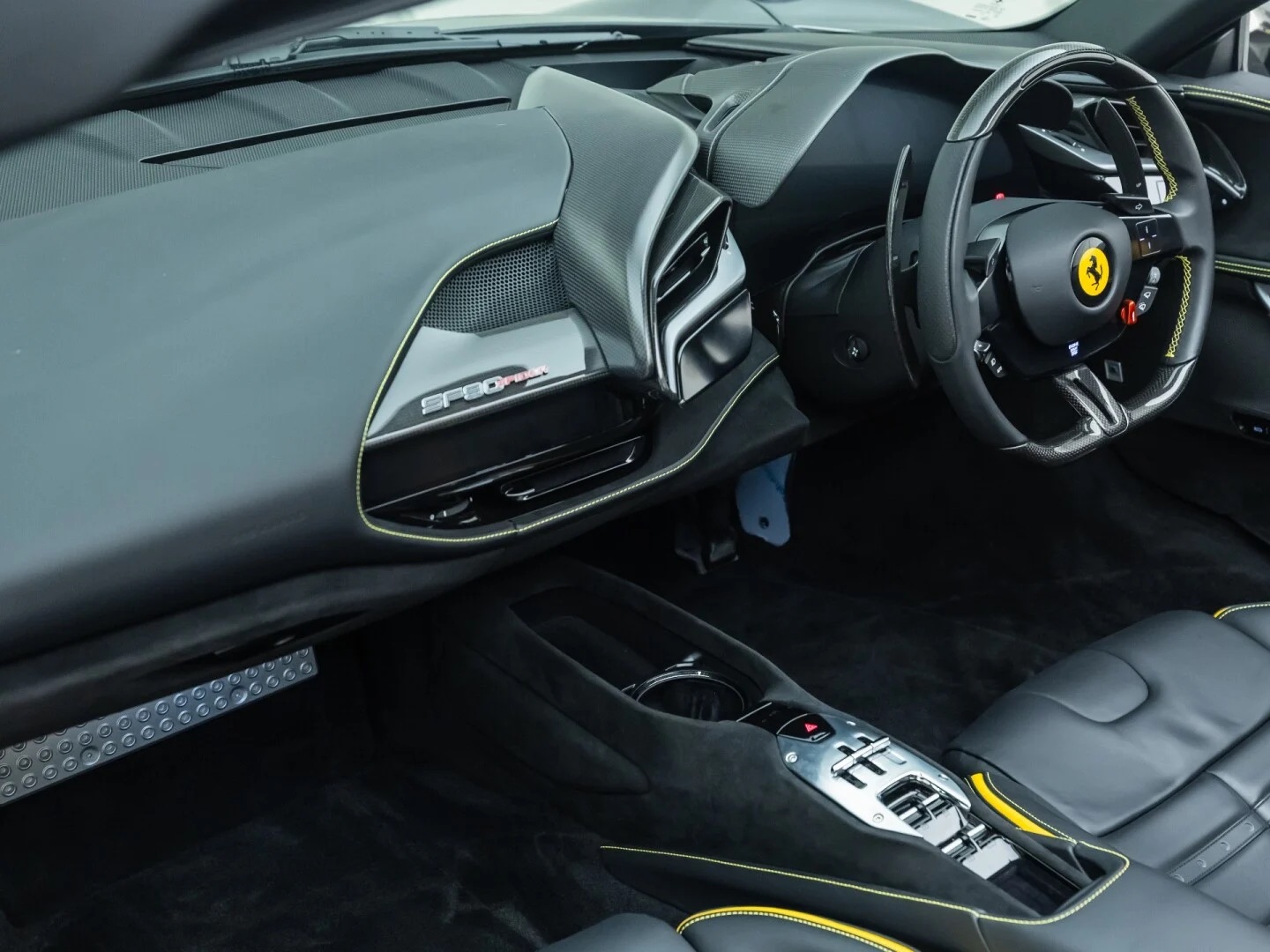 2023 Ferrari SF90 Spider, 16/19