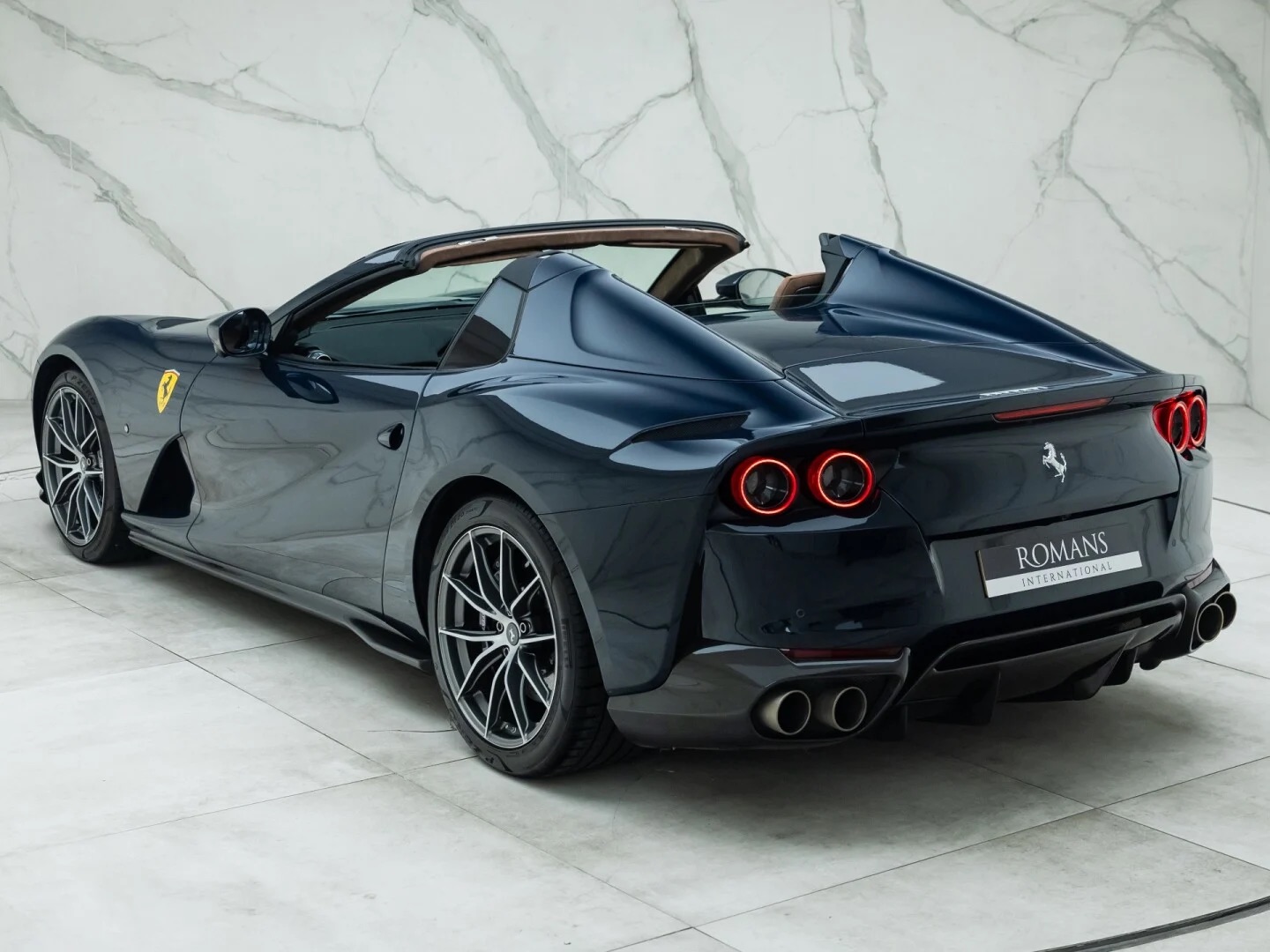 2021 Ferrari 812 GTS, 4/15