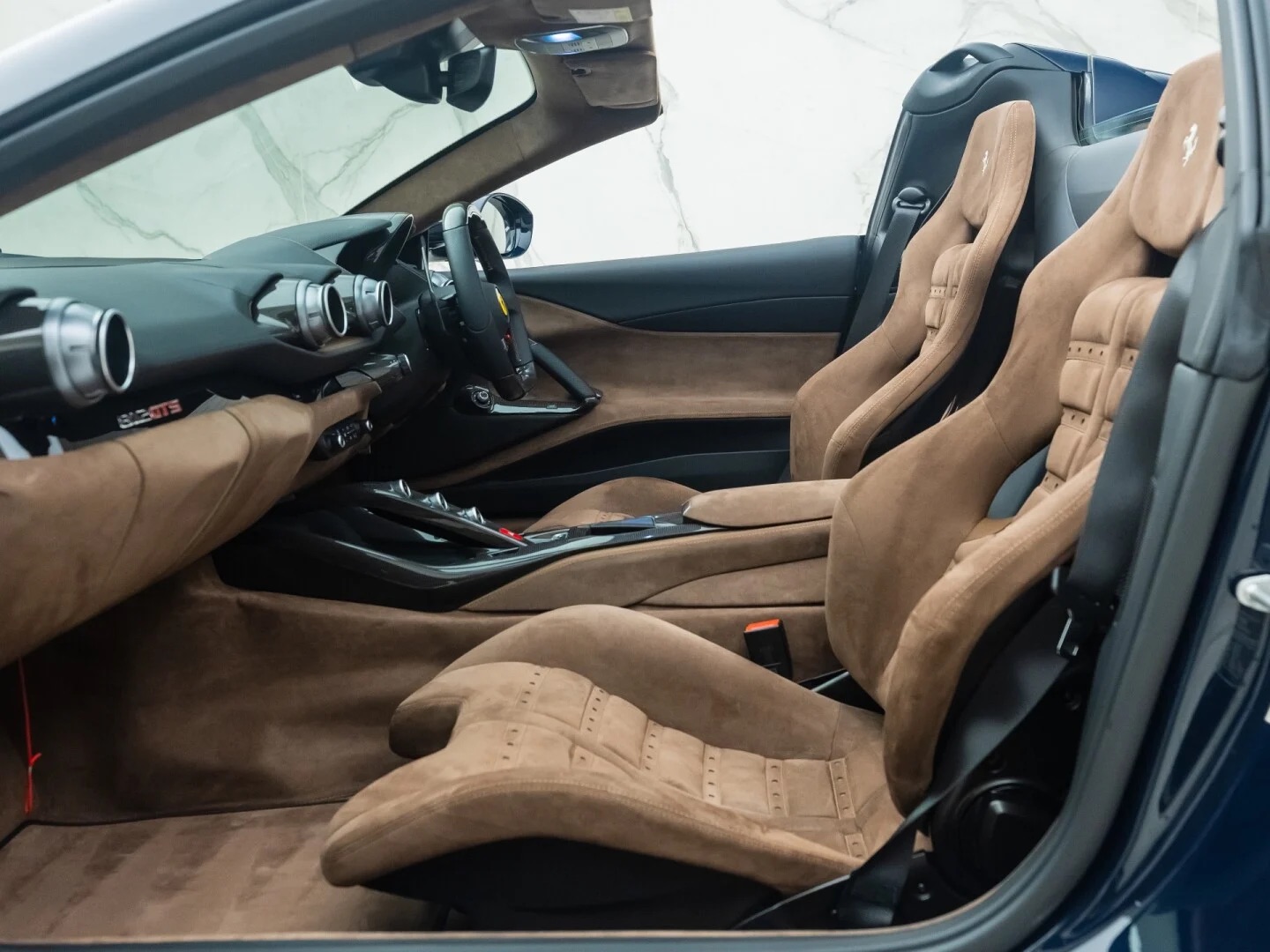2021 Ferrari 812 GTS, 7/15
