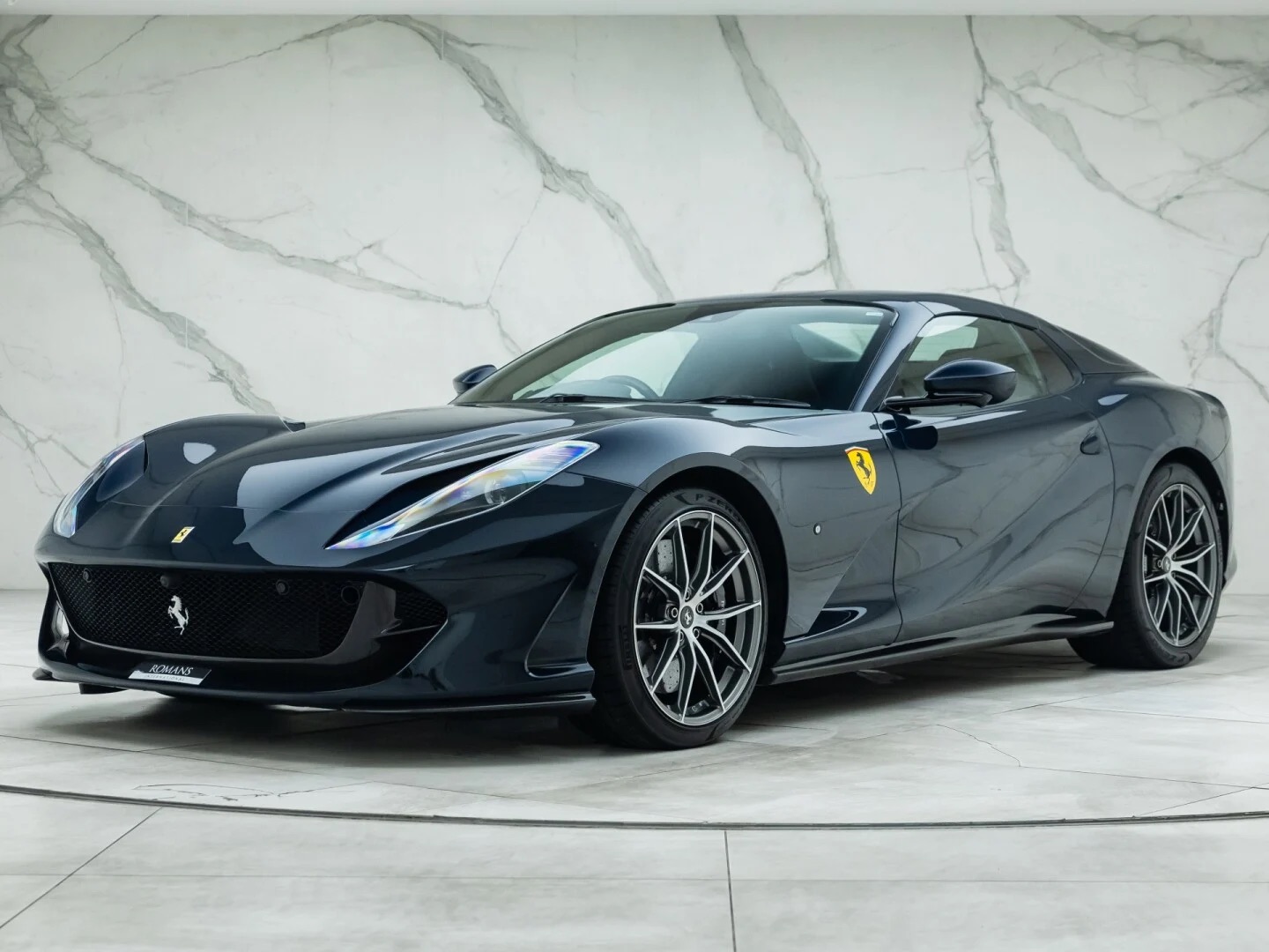 2021 Ferrari 812 GTS, 14/15