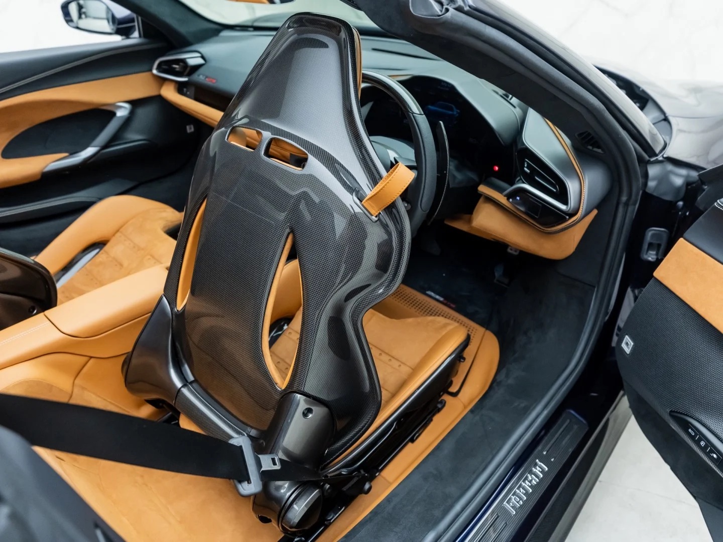2023 Ferrari 296 GTS, 7/18