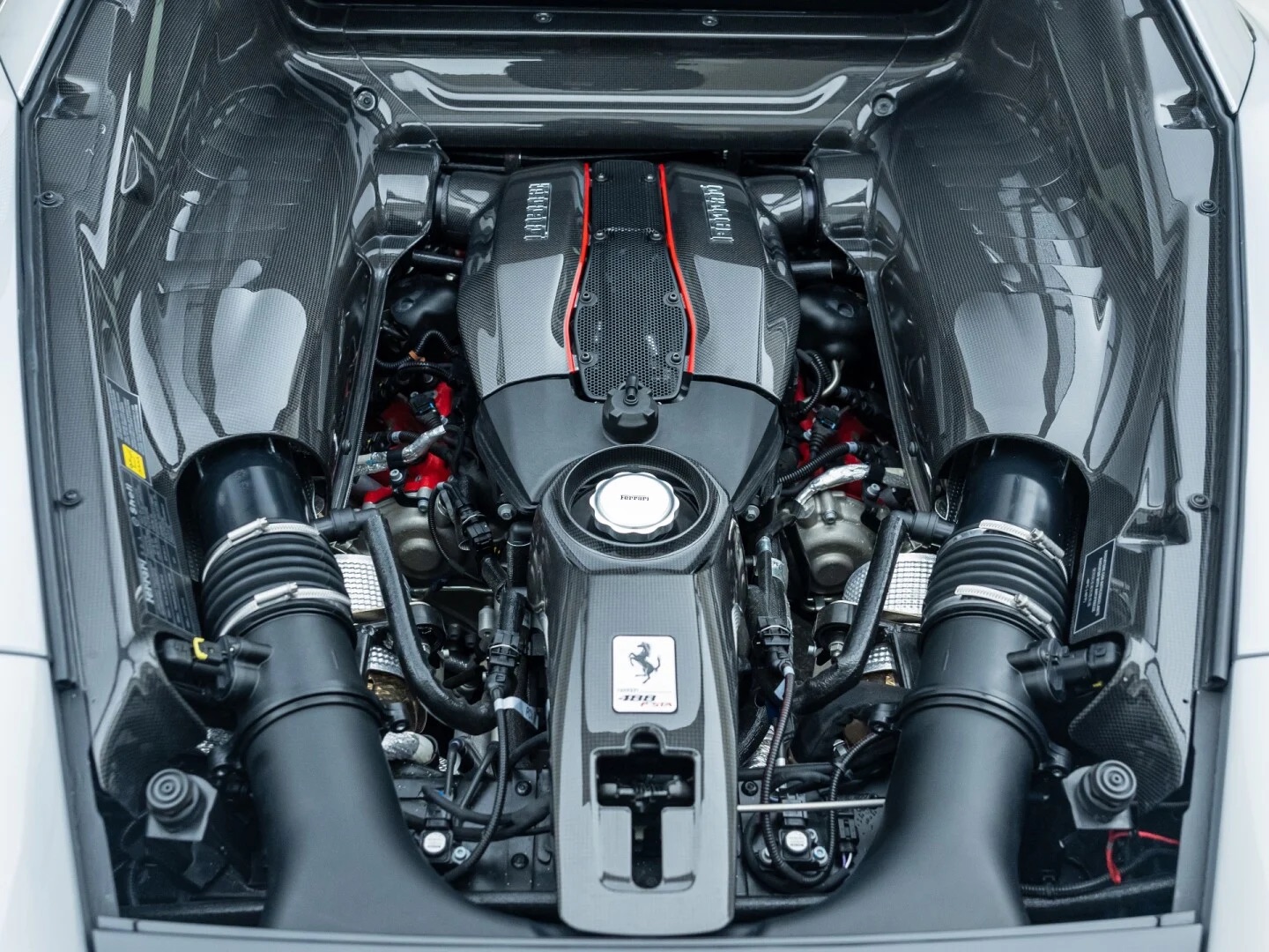 2019 Ferrari 488 Pista, 6/18