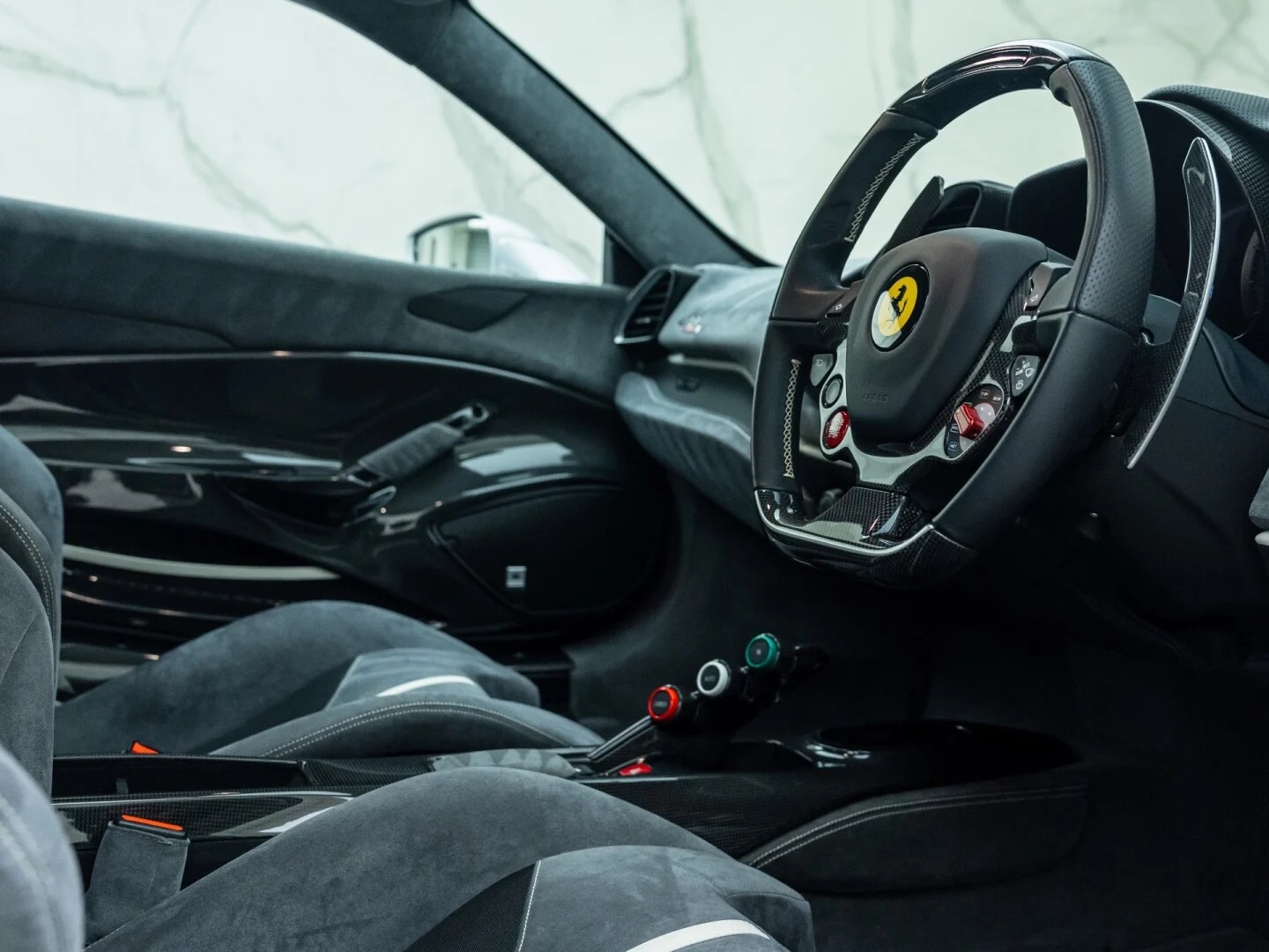 2019 Ferrari 488 Pista, 11/18