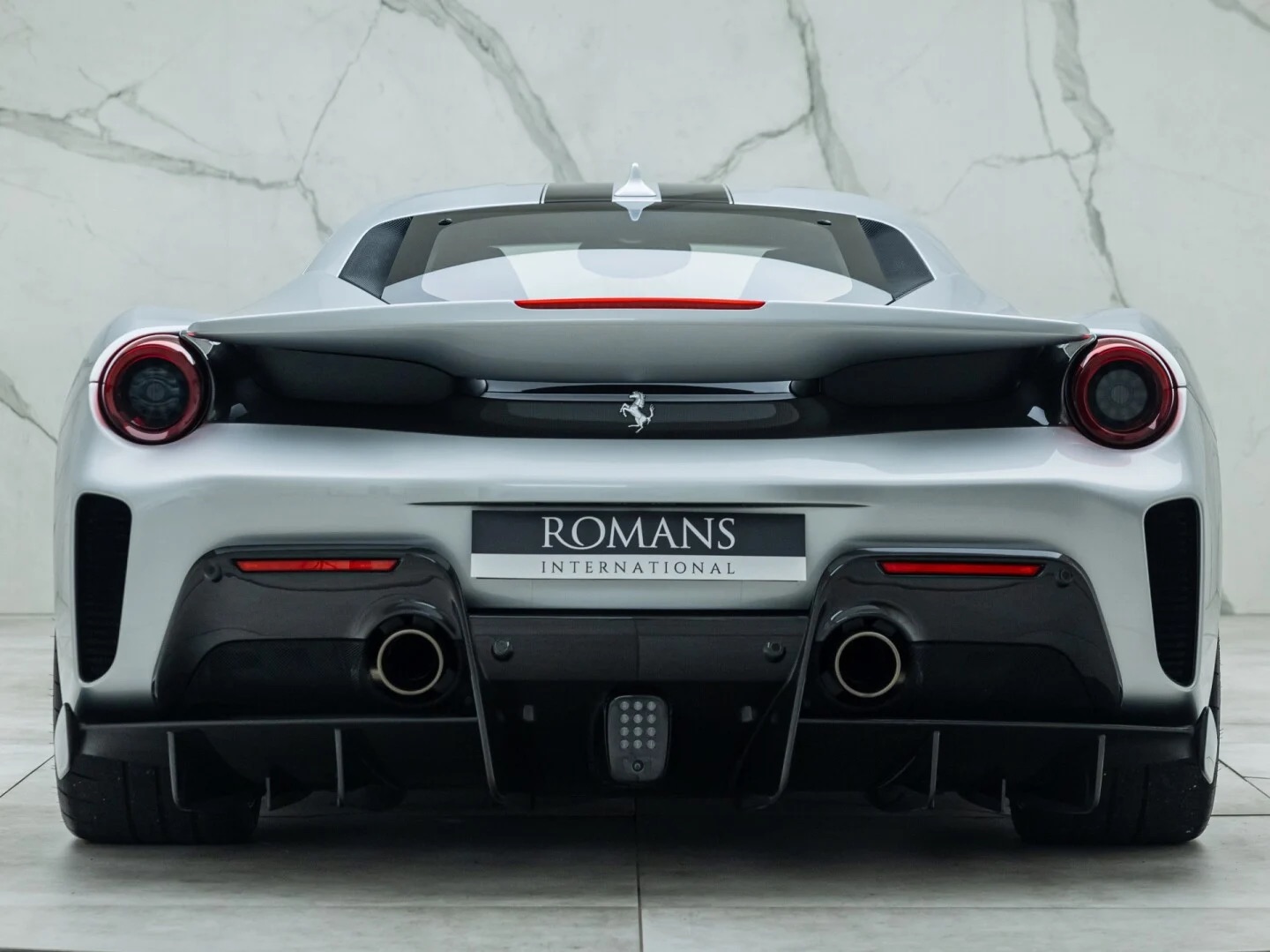 2019 Ferrari 488 Pista, 13/18