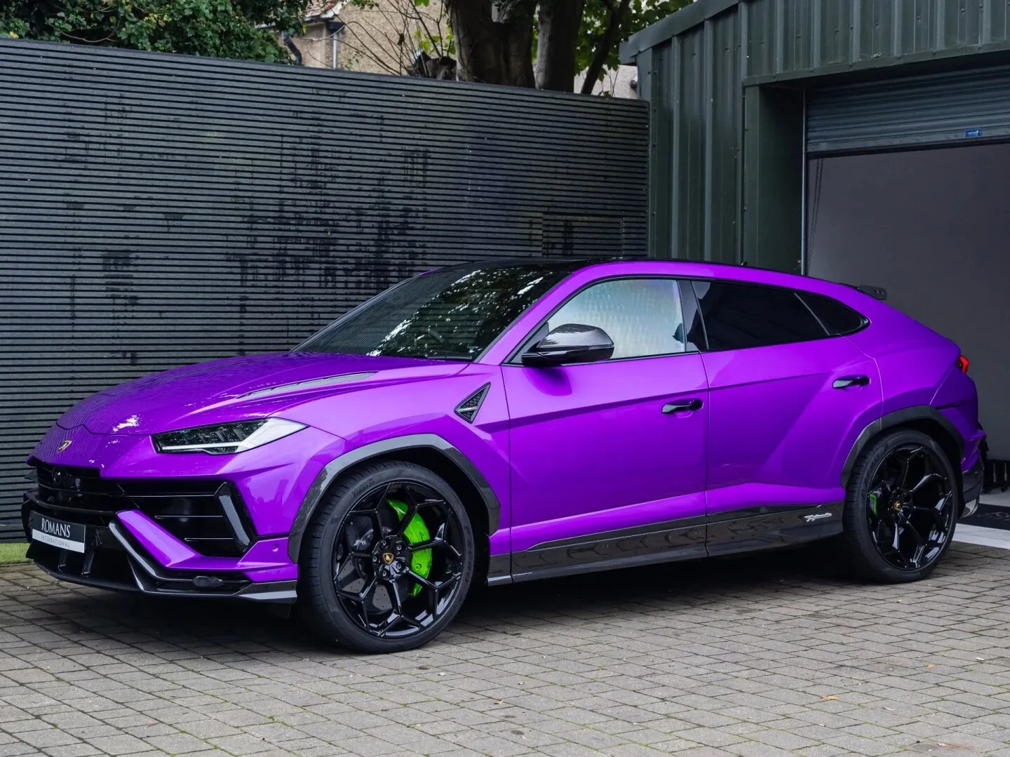 2024 Lamborghini Urus Performante for sale, exterior, Viola Pasifae