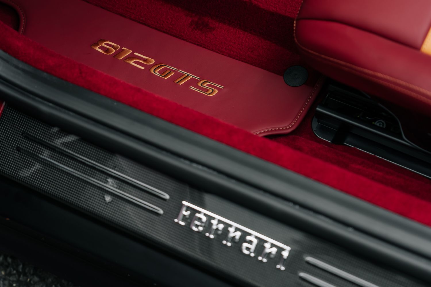 2023 Ferrari 812 GTS, 16/20