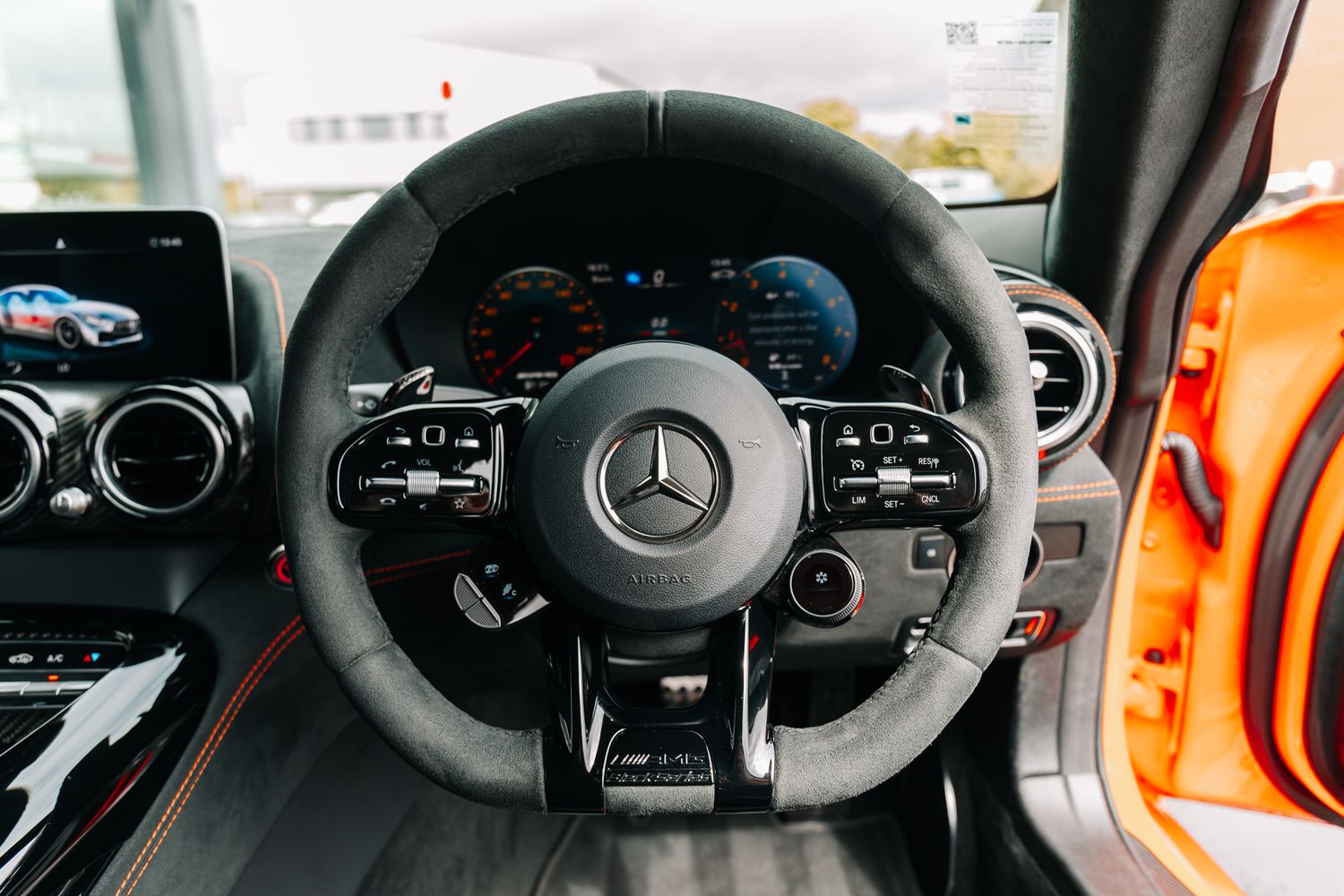2022 Mercedes-Benz AMG GT Black Series, 17/20