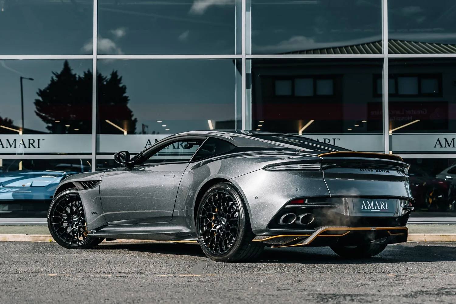 2023 Aston Martin DBS Superleggera 770 Ultimate for sale, exterior
