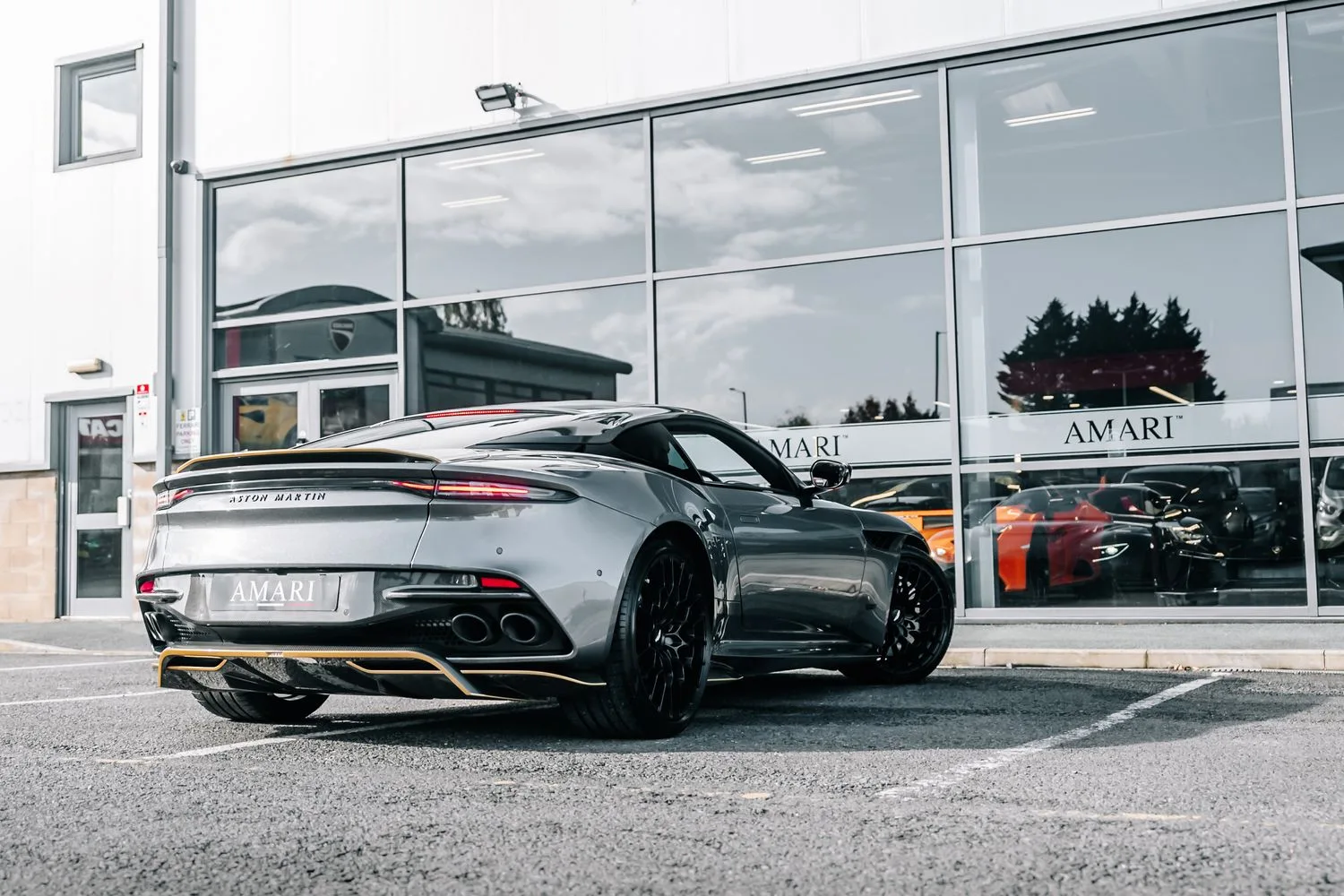 2023 Aston Martin DBS Superleggera 770 Ultimate for sale, exterior