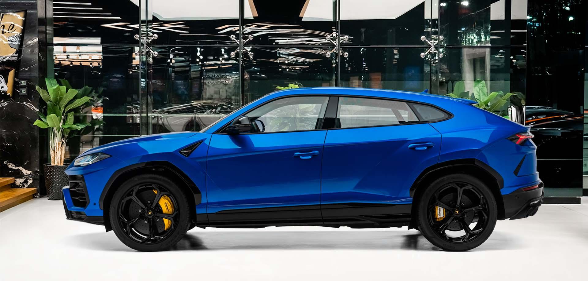 2019 Lamborghini Urus, 2/16