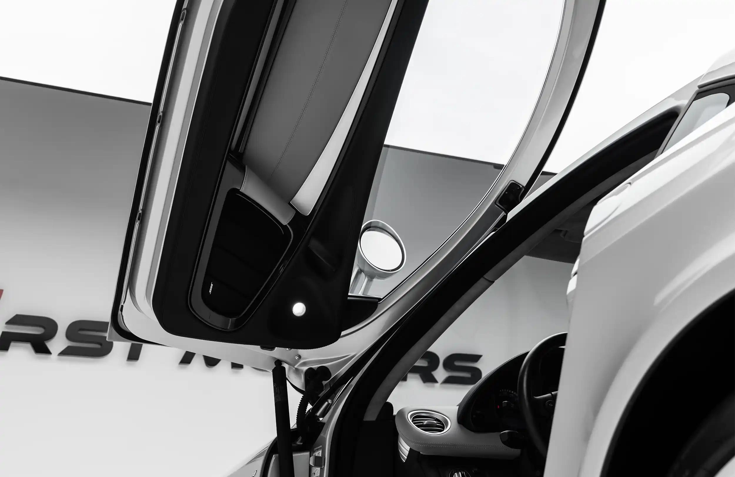 2005 Mercedes-Benz SLR McLaren, 12/20