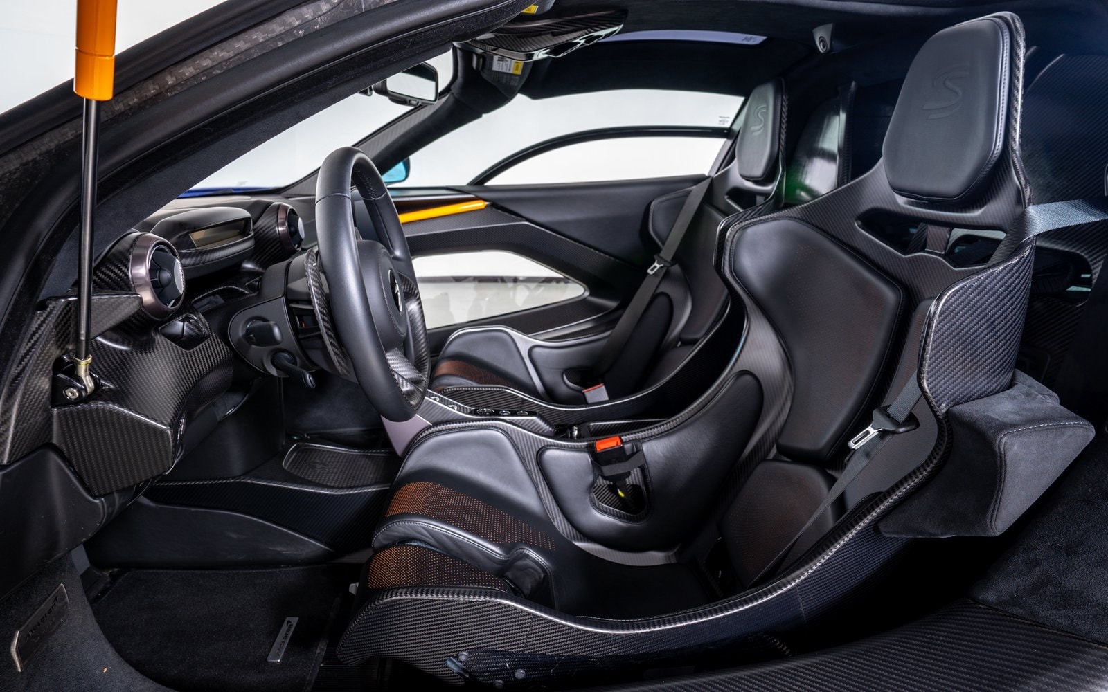 2019 McLaren Senna, 19/20