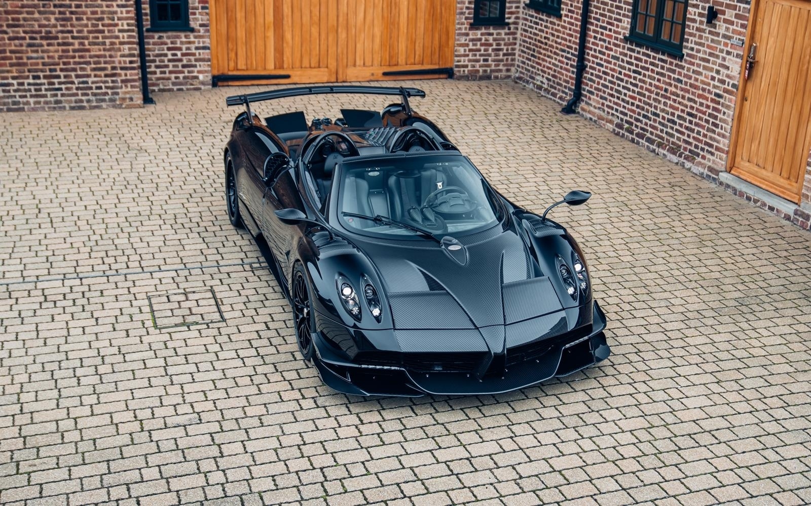 2022 Pagani Huayra Roadster BC, 2/20