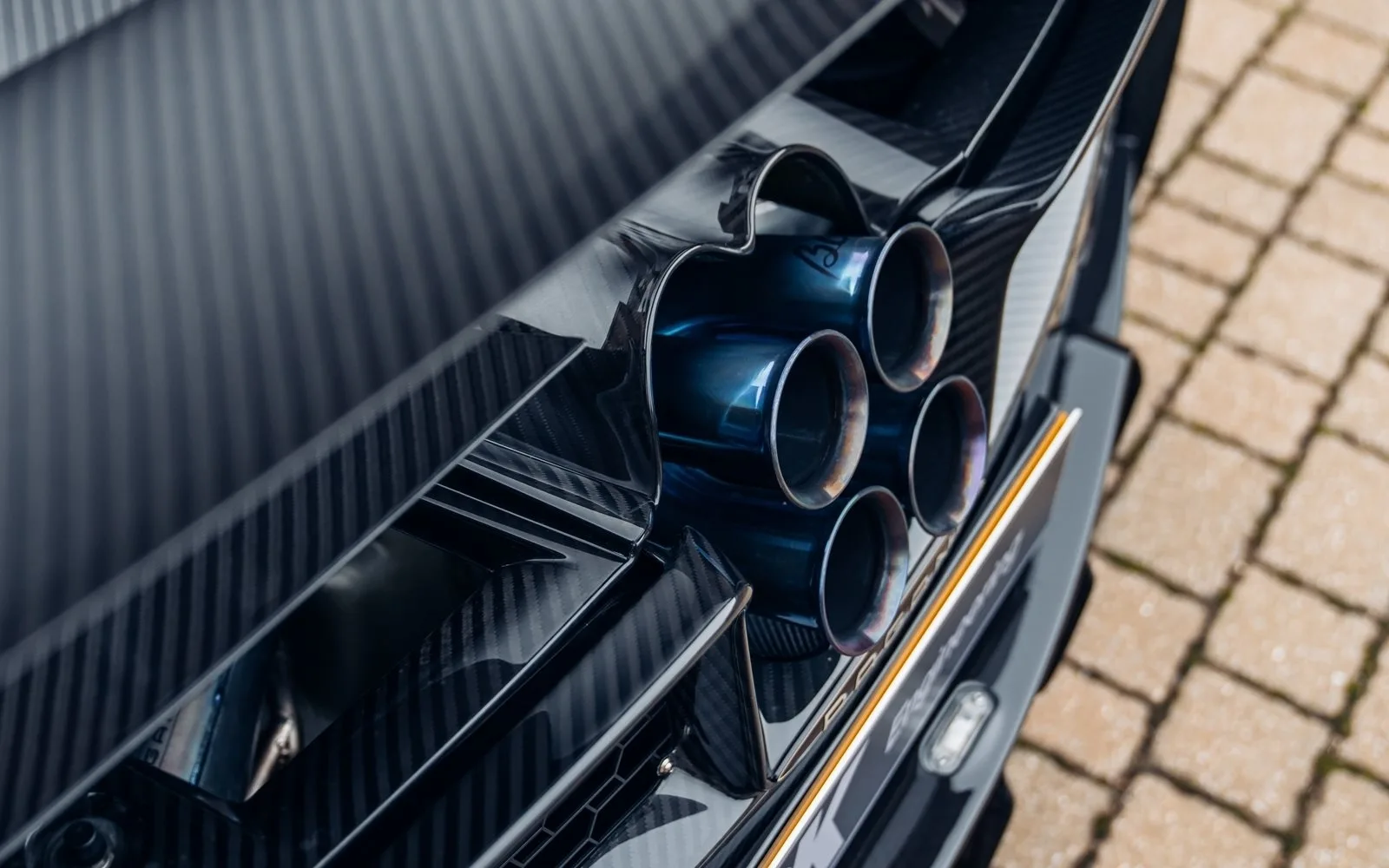 2022 Pagani Huayra Roadster BC, detail