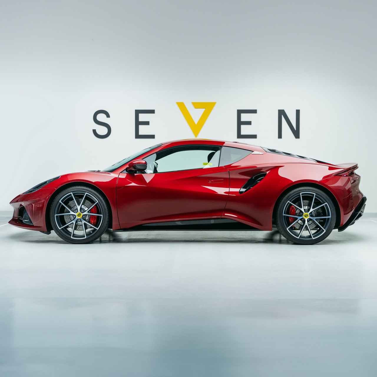 2024 Lotus Emira First Edition, 13/16