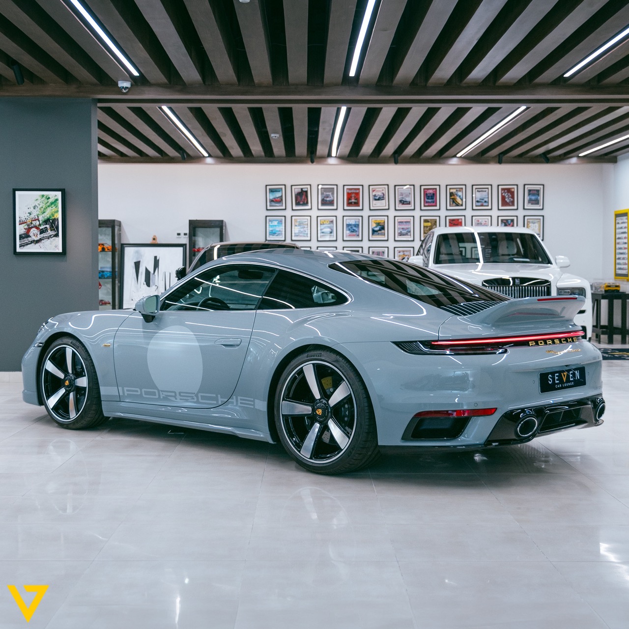 2023 Porsche 911 Sport Classic, 2/17