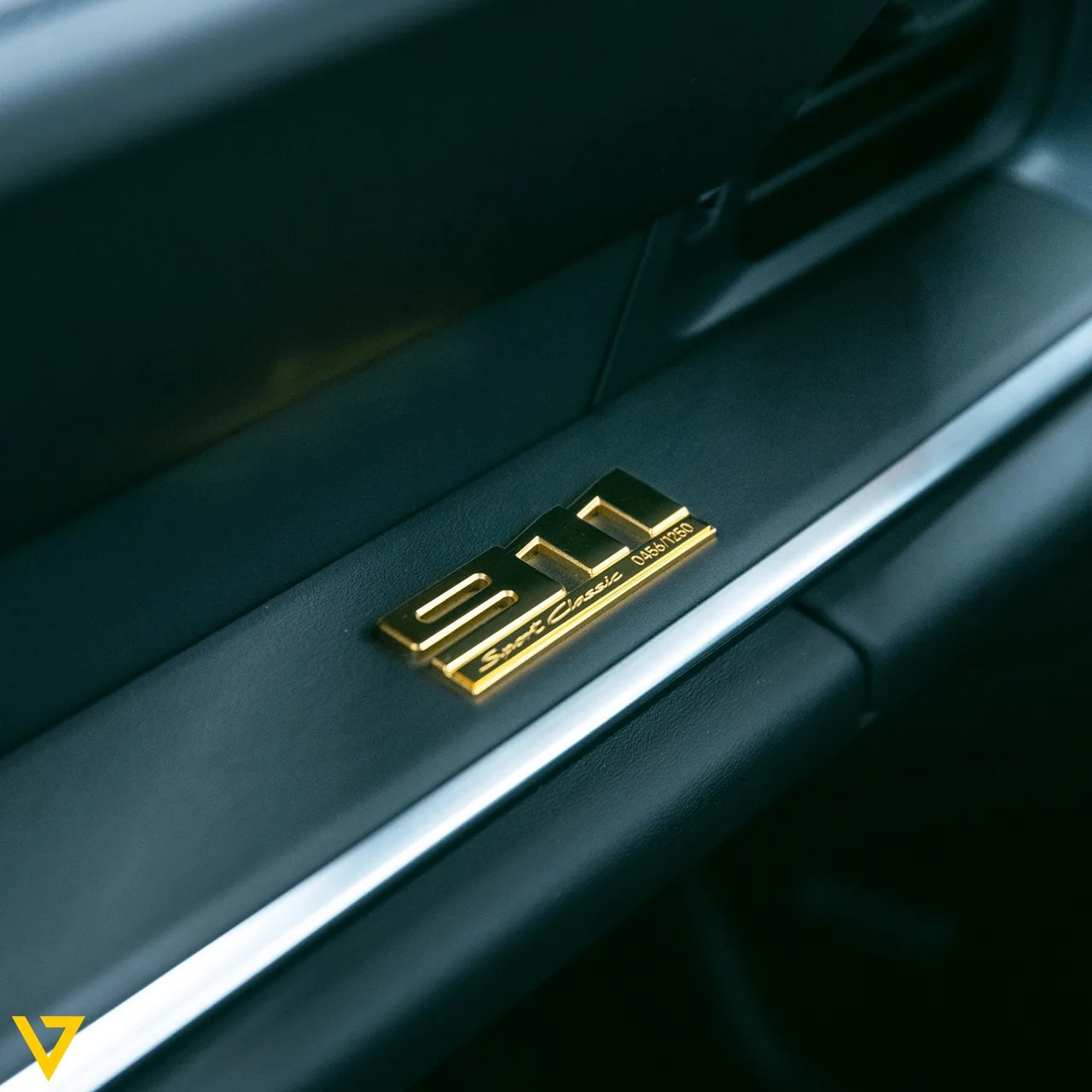 2023 Porsche 911 Sport Classic interior, door sill