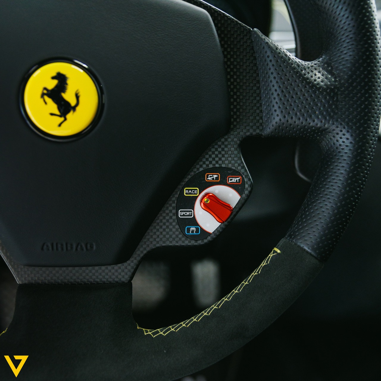 2011 Ferrari 599 GTO, 9/18