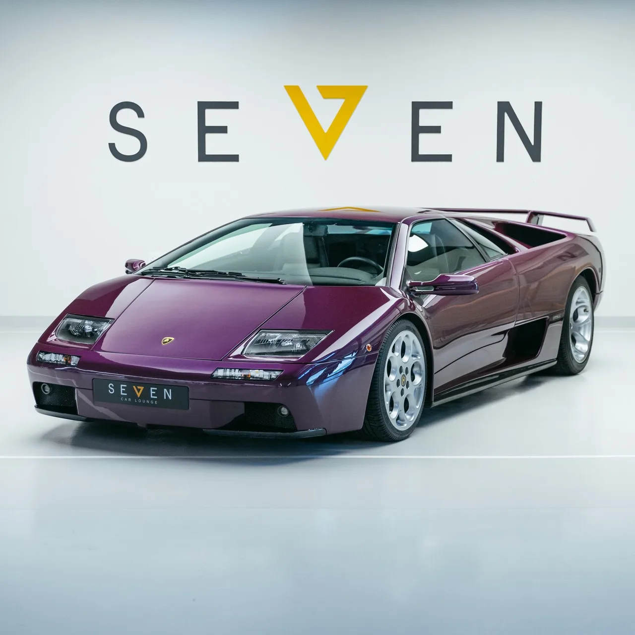 2002 Lamborghini Diablo VT 6.0 for sale, exterior, Viola Ophelia