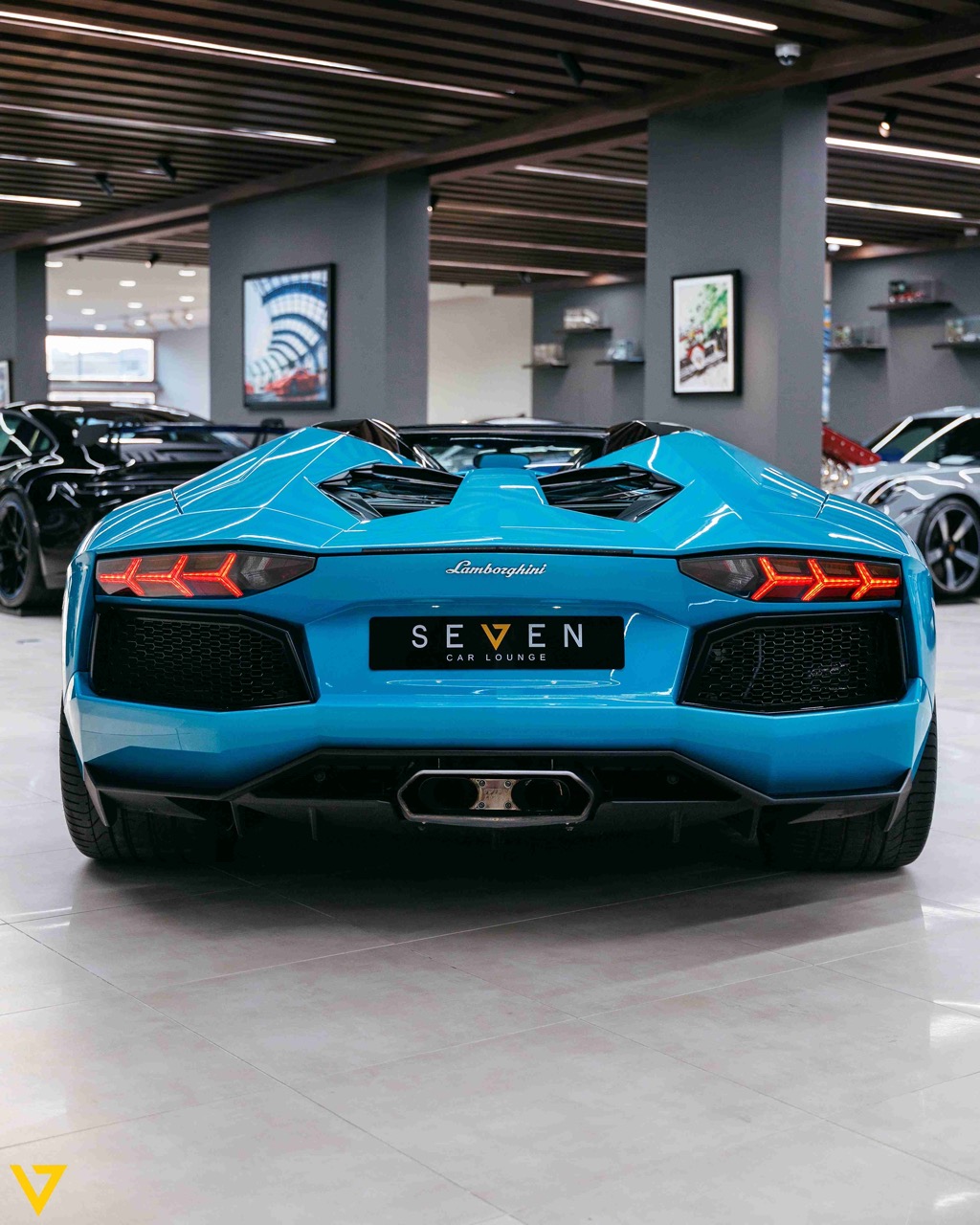 2016 Lamborghini Aventador LP 700-4 Roadster, 5/11