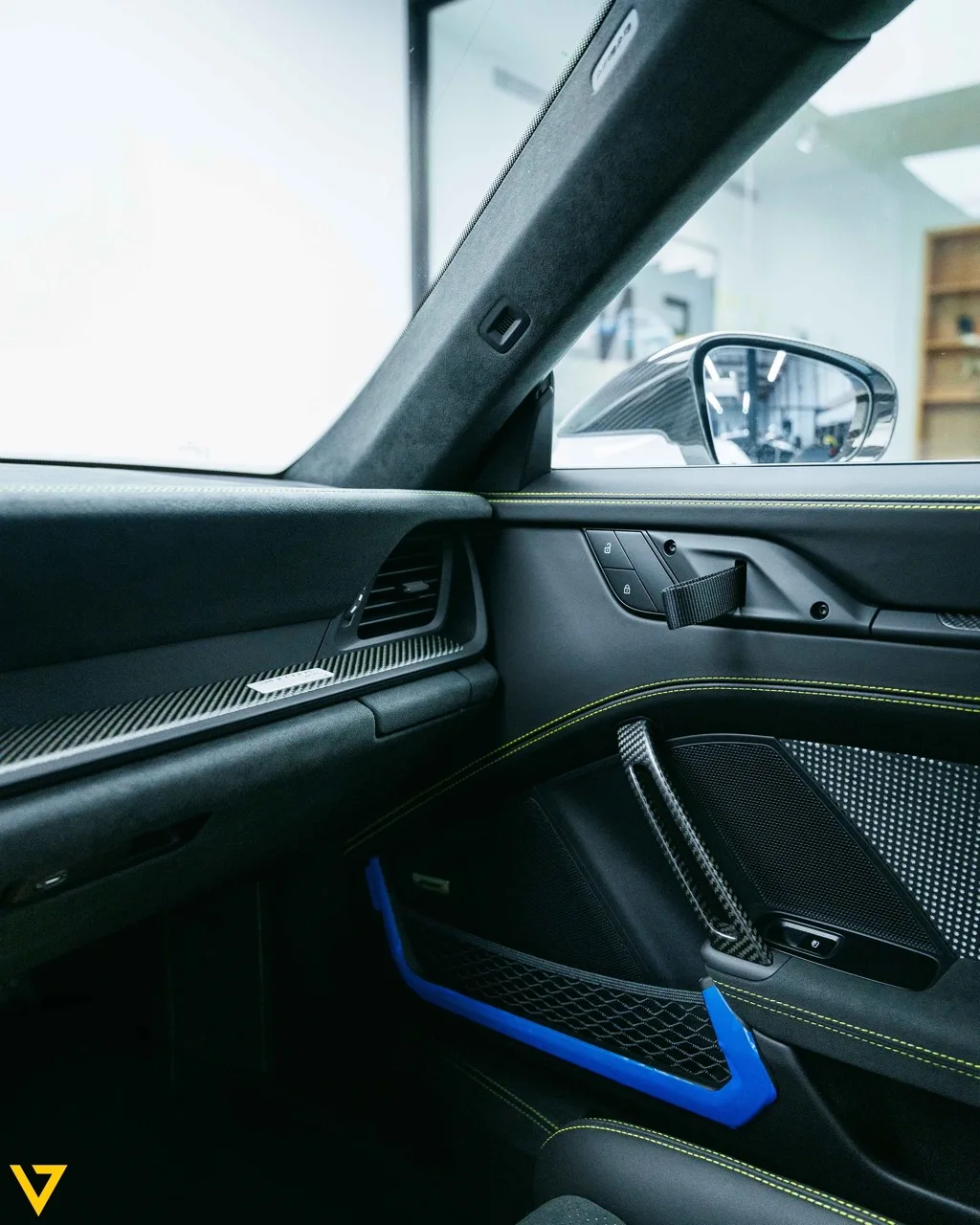 2024 Porsche 911 GT3 RS interior, door panel