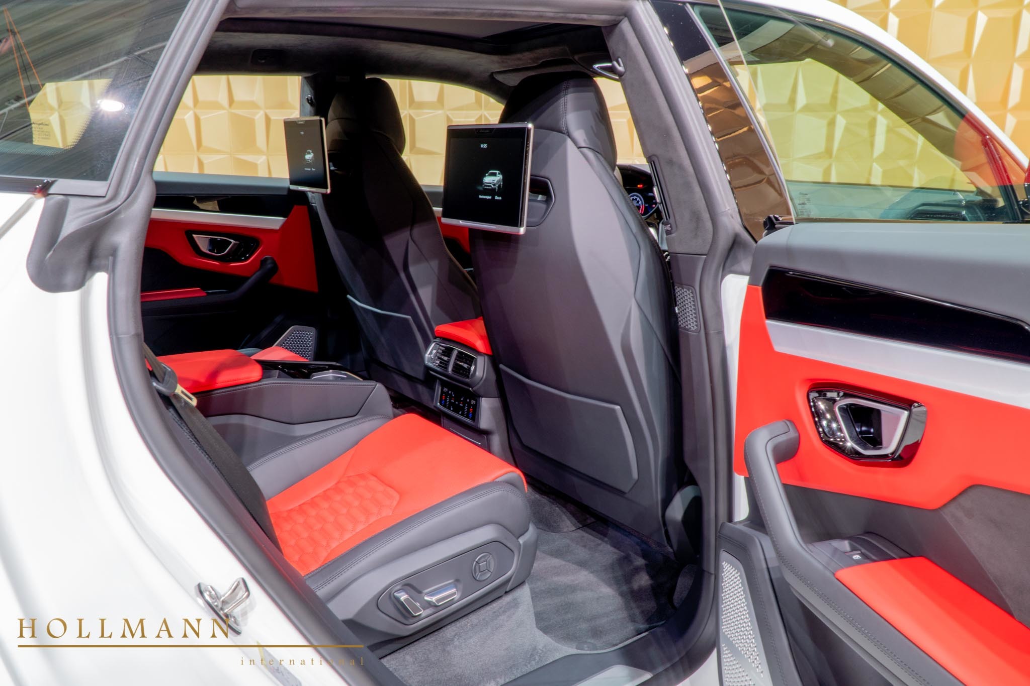 2019 Mansory Urus Venatus, 17/20