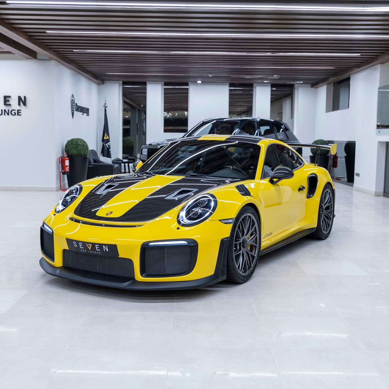 2018 Porsche 911 GT2 RS, 13/29