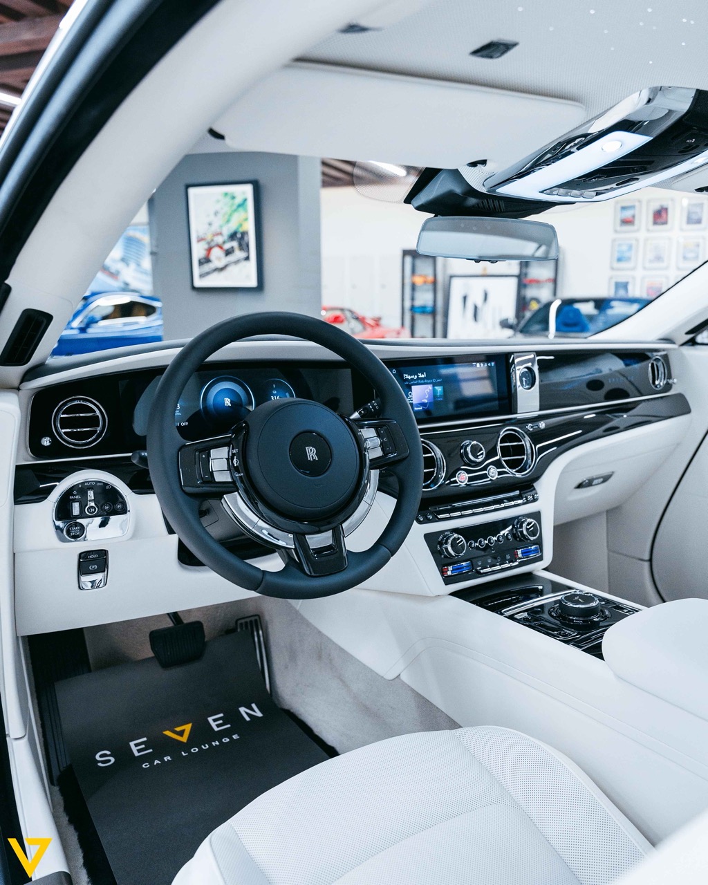 2024 Rolls-Royce Spectre, 2/9