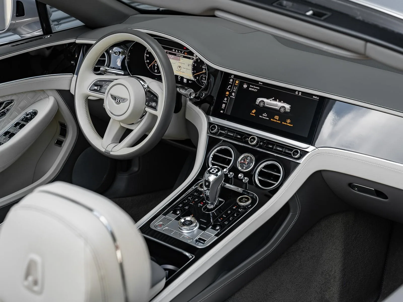 2022 Bentley Continental GT V8 interior, dashboard