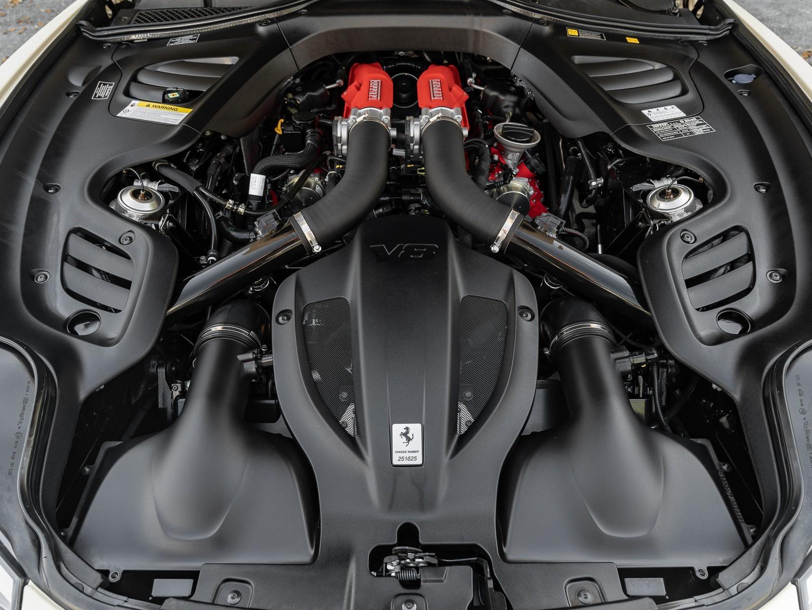 2020 Ferrari GTC4Lusso, 10/20