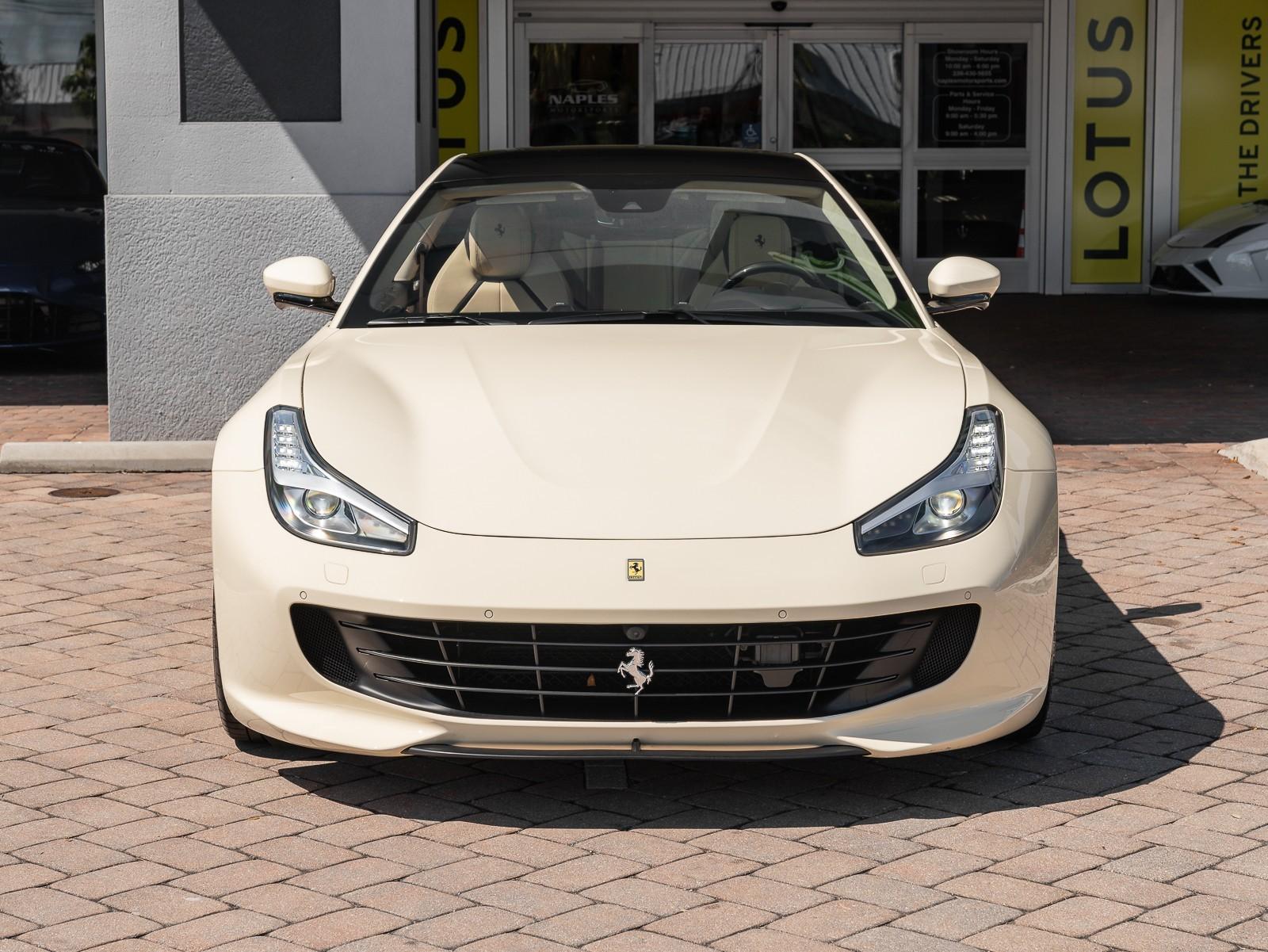 2020 Ferrari GTC4Lusso, 11/20