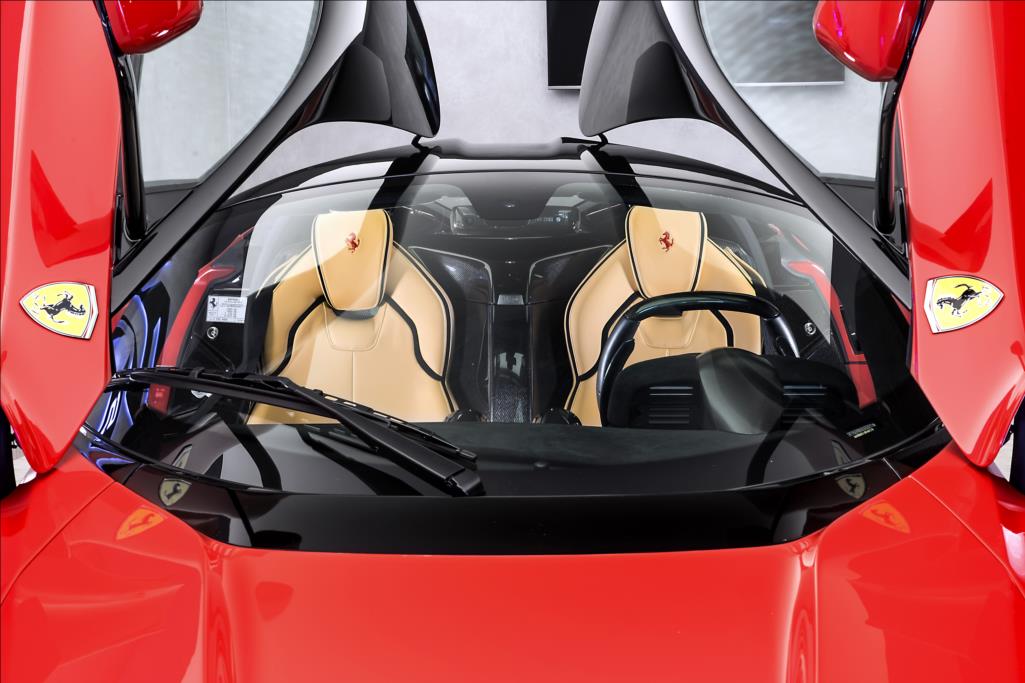 2014 Ferrari LaFerrari, 18/20