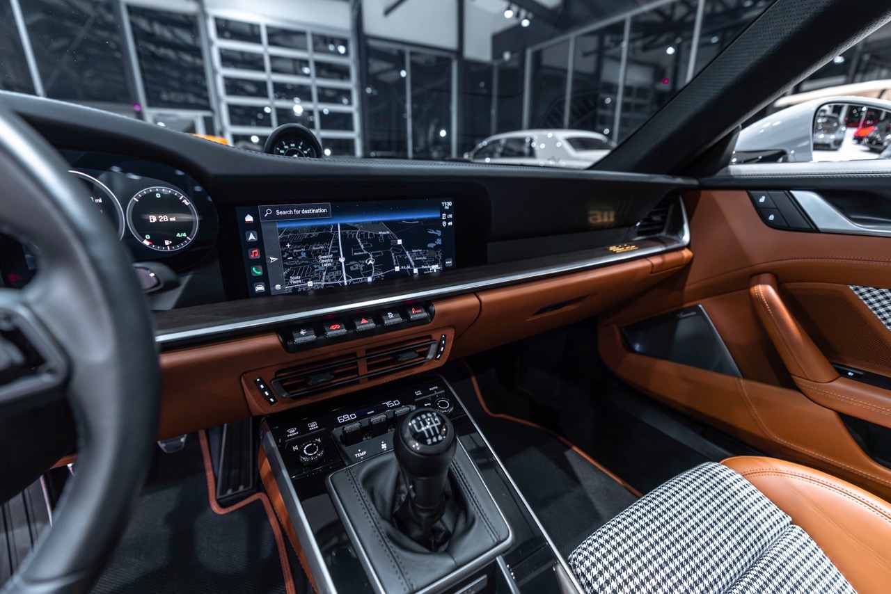2023 Porsche 911 Sport Classic Coupe, 11/20