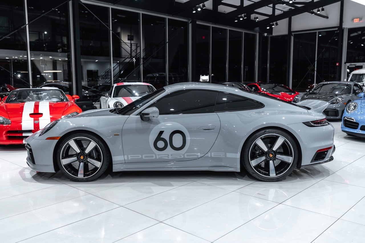 2023 Porsche 911 Sport Classic Coupe, 18/20
