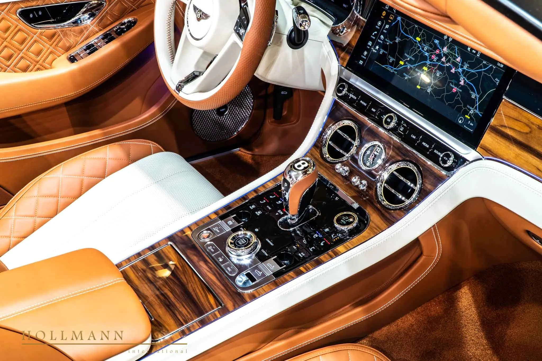 2019 Mansory Continental GTC interior, dashboard, Linen and Saddle