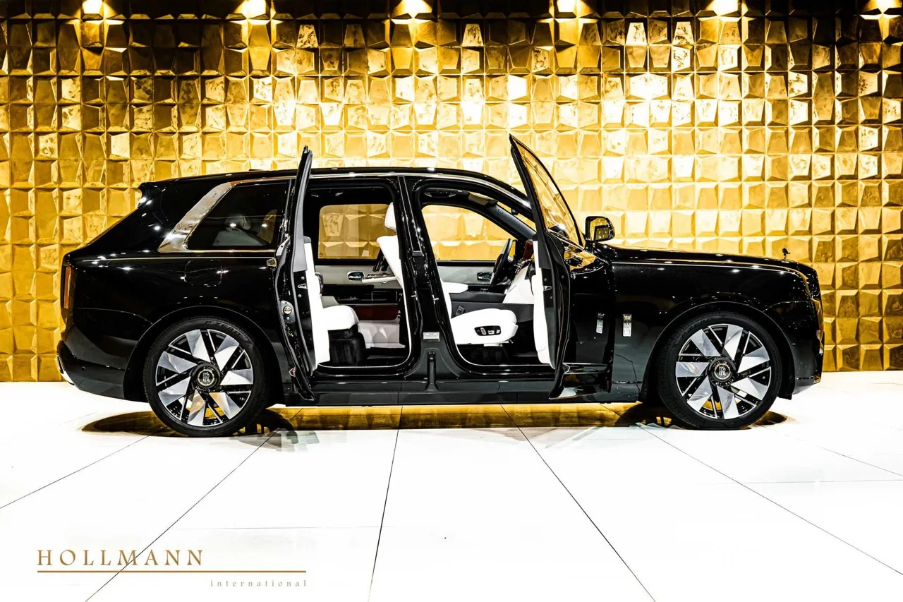 2024 Rolls-Royce Cullinan Series II for sale, exterior