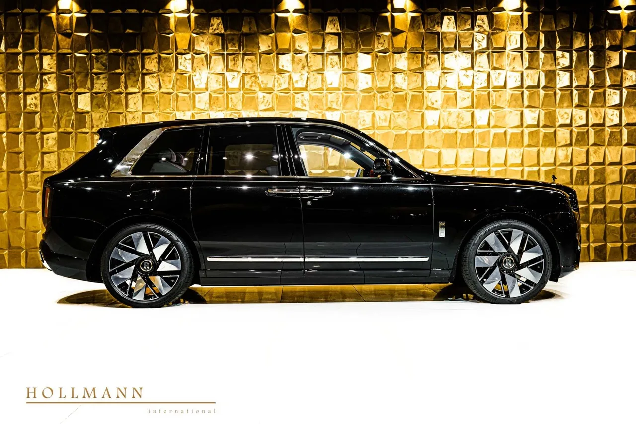 2024 Rolls-Royce Cullinan Series II for sale, exterior