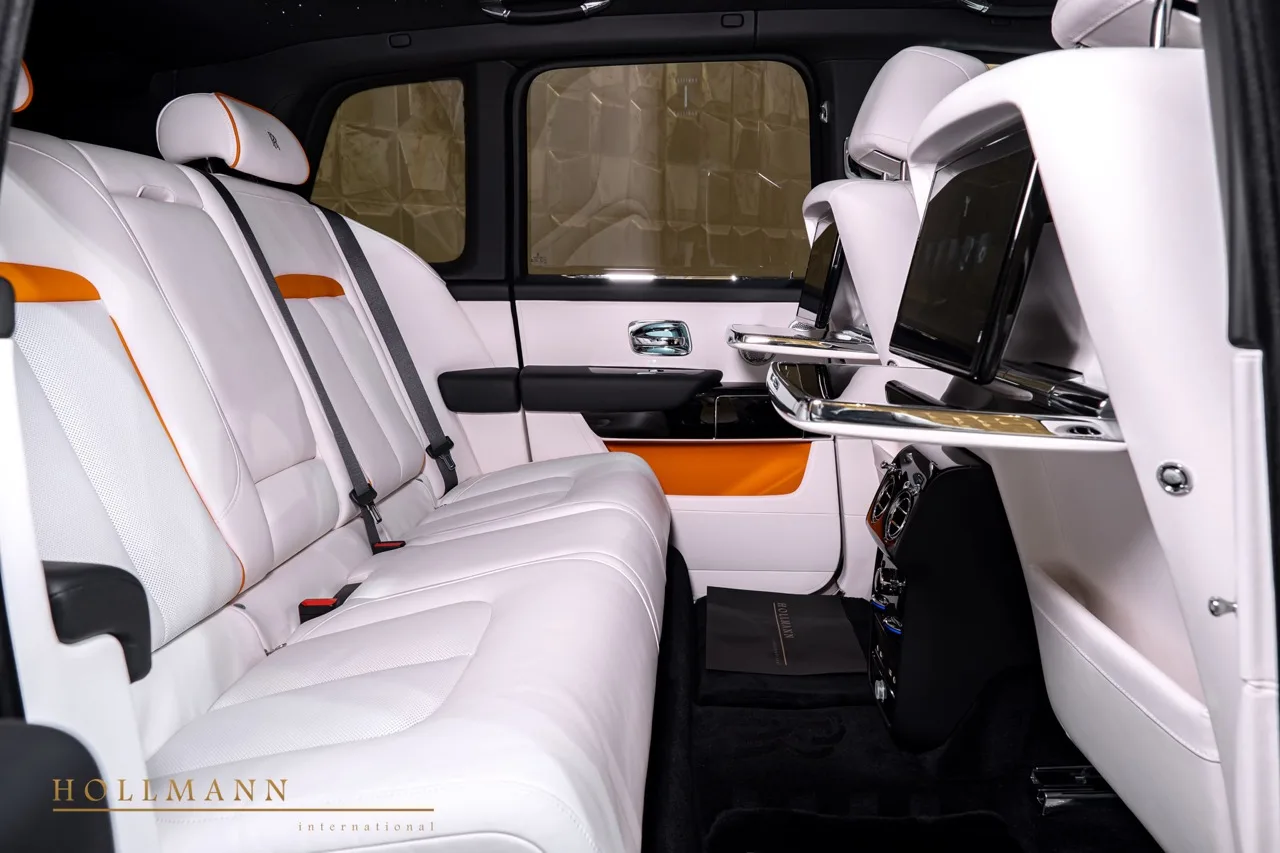 2024 Rolls-Royce Cullinan Series II interior, seats